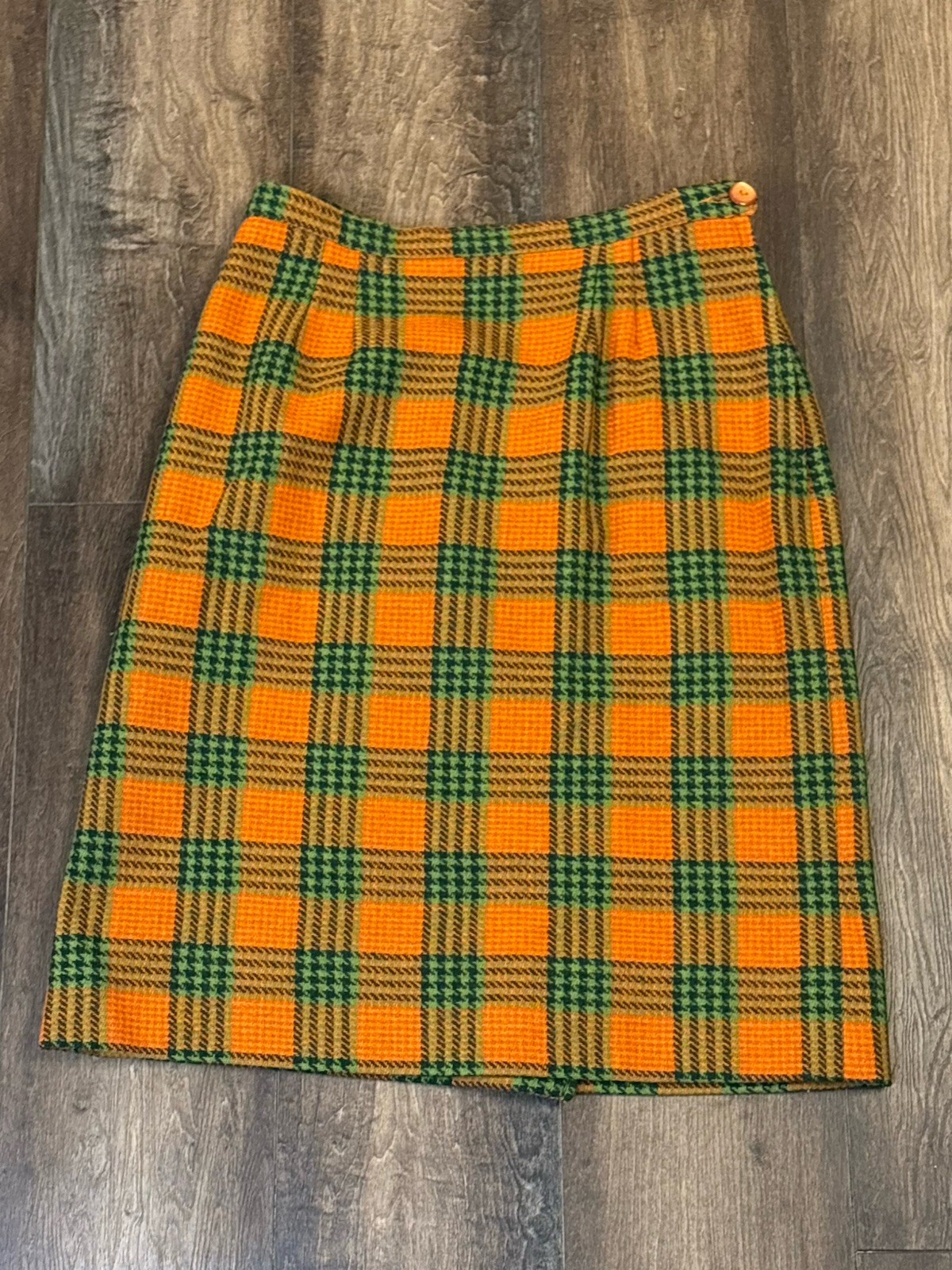 Vtg Dutchmaid Plaid Wool Skirt Women’s 30 Orange 60s Mod Hippie Mini Retro