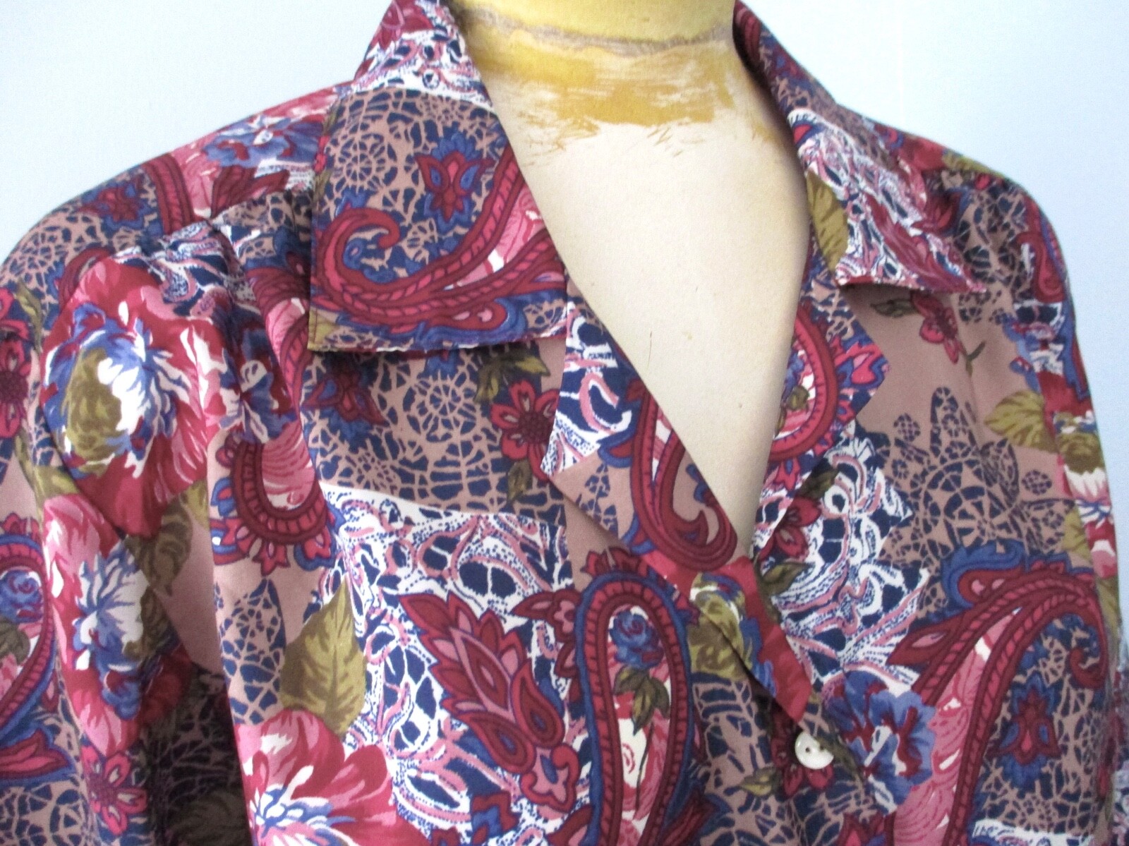 Vtg 70s Burgundy Blue Paisley Floral Silky Poly Secretary Blouse Button Top XL