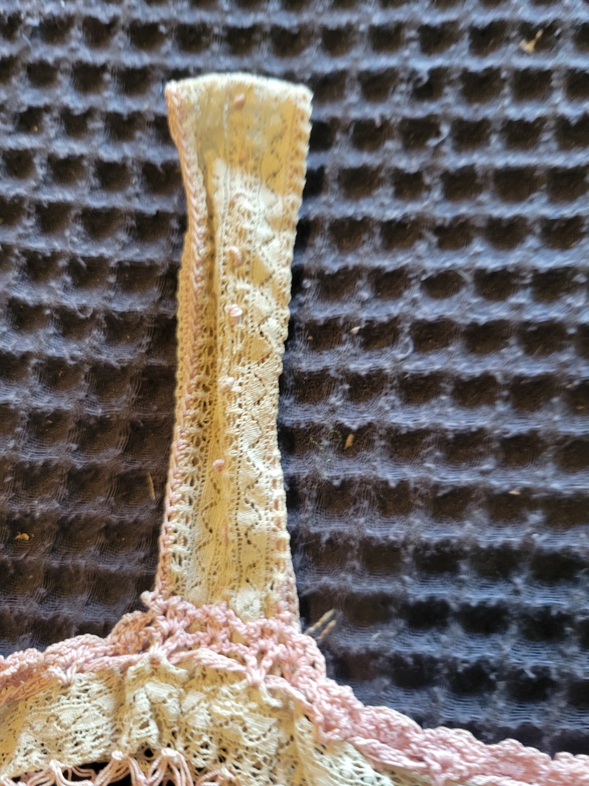 ANTIQUE VICTORIAN CROCHETAND LACE HANDMADE TINY DELICATE BRALETTE 1920s 30s XS