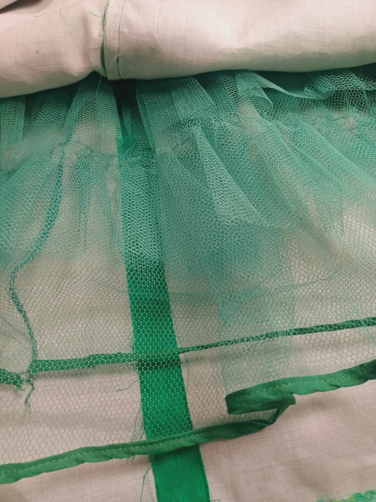 VTG Mid-century 40s 50s 60s Emerald Green Satin Cocktail Party Dress M Crinoline