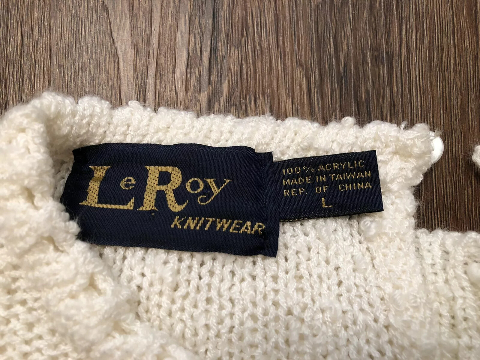 Vintage ‘70s Le Roy Knitwear Ivory Nubby Boucle Sweater Pearl Shoulder Detail M