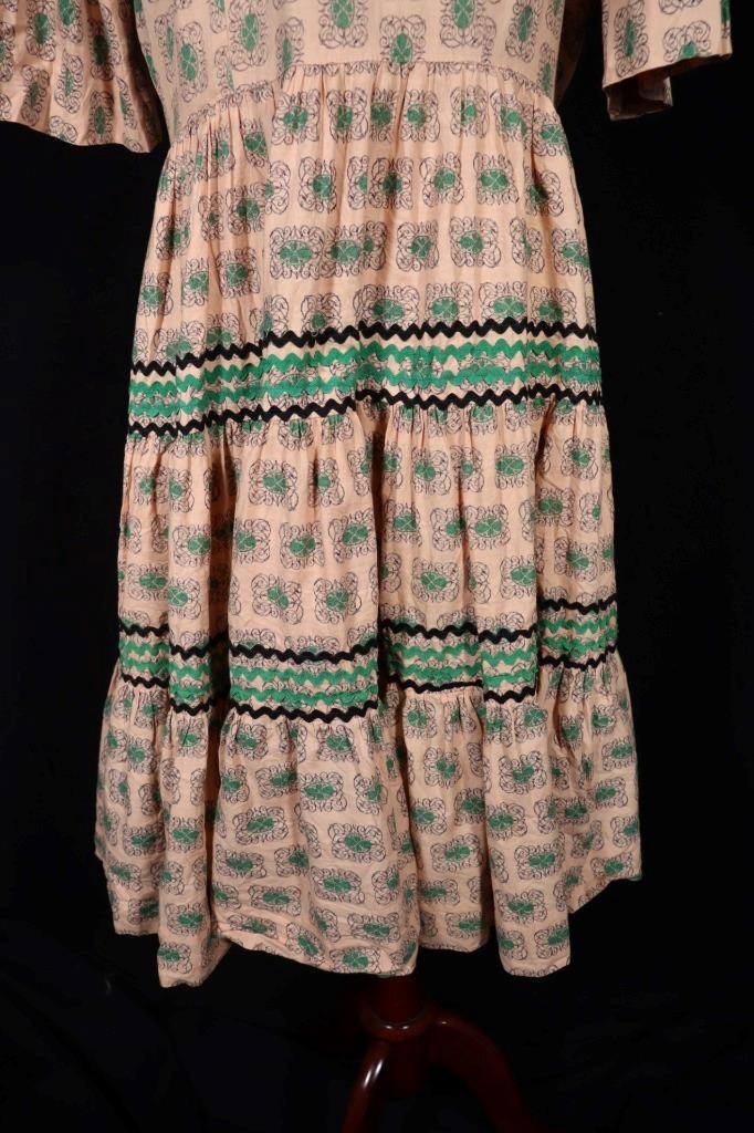 Vintage 1950’s Peach Color Native American Cotton Dress Size 16+ Excellent Cond