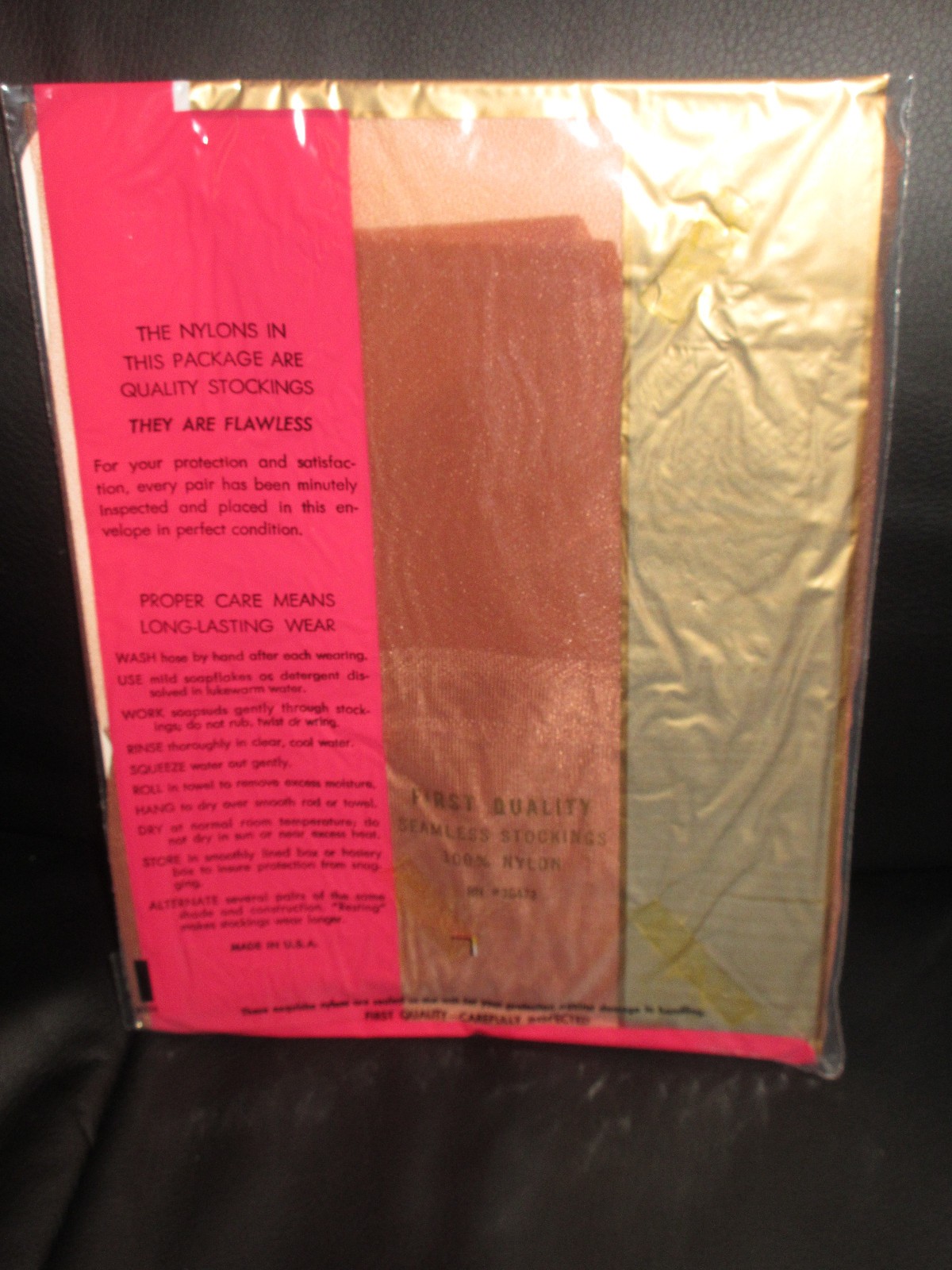 Vintage Nylon (stockings) DEBUTANTE CINNA-GLO BEIGE 10.5 A-7 900 Never worn
