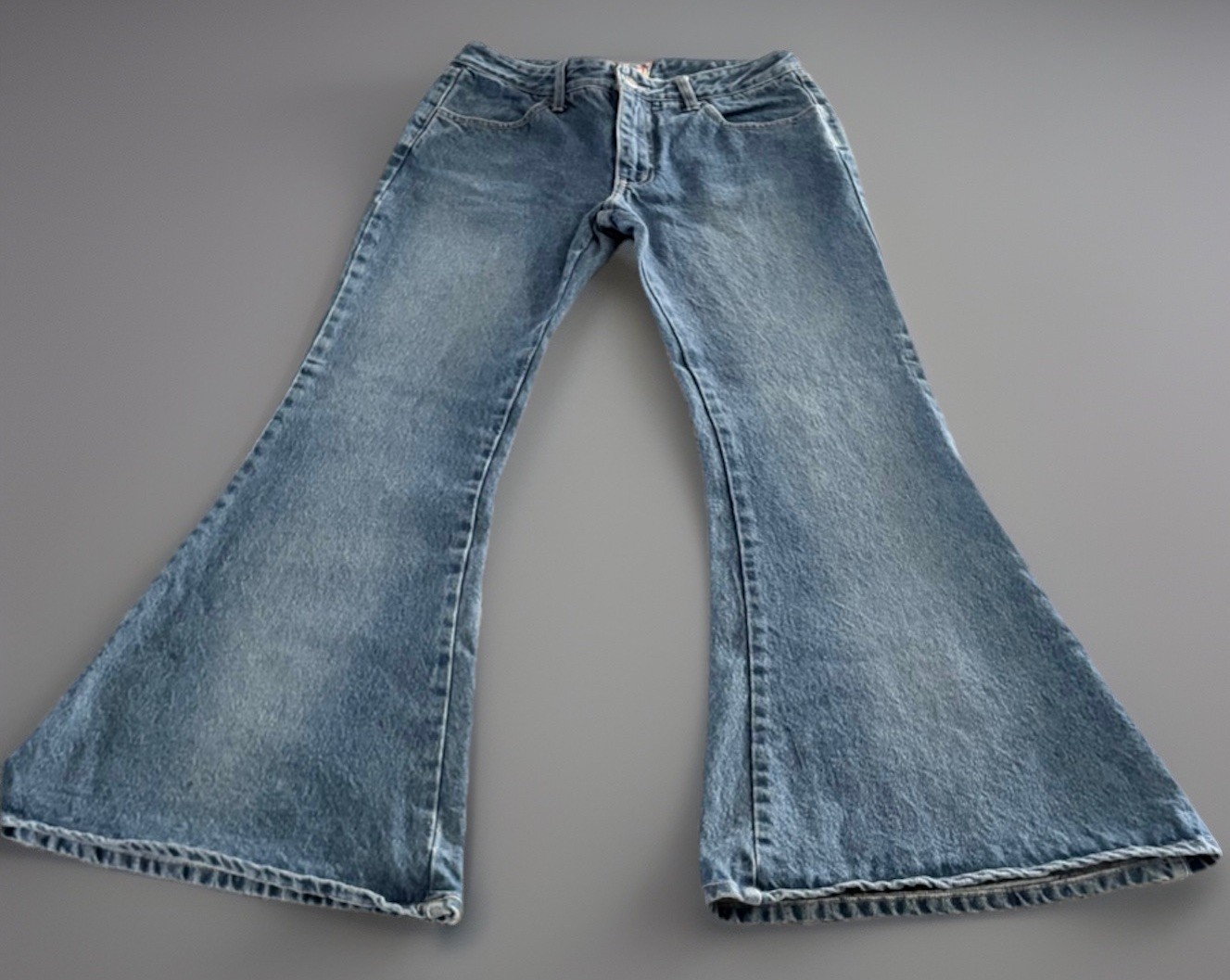 Vintage Paris Blues Super Bell Bottom Flare Jeans Y2K Denim Made in the USA Sz 7