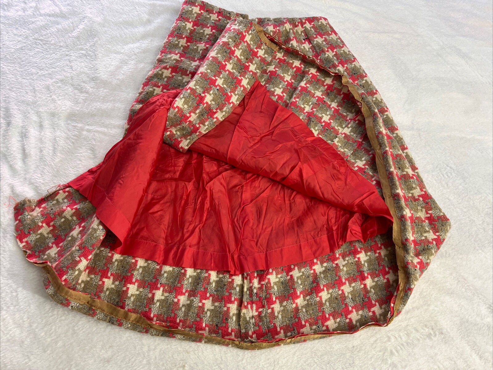 VTG McMullen MCM Skirt Tag Size 10 Multi Colored Weaved Fabric Buttons Pocket
