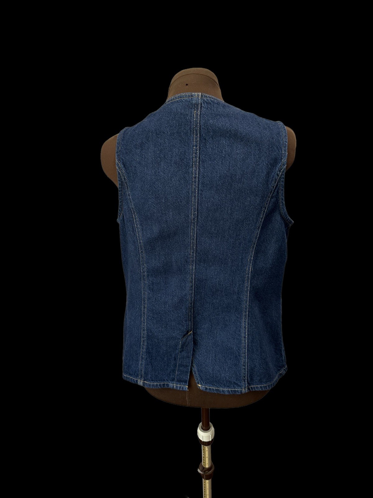 Scoop Women’s Dark Denim Sleeveless Vest, Orange Stitching, Button Down Sz. LG