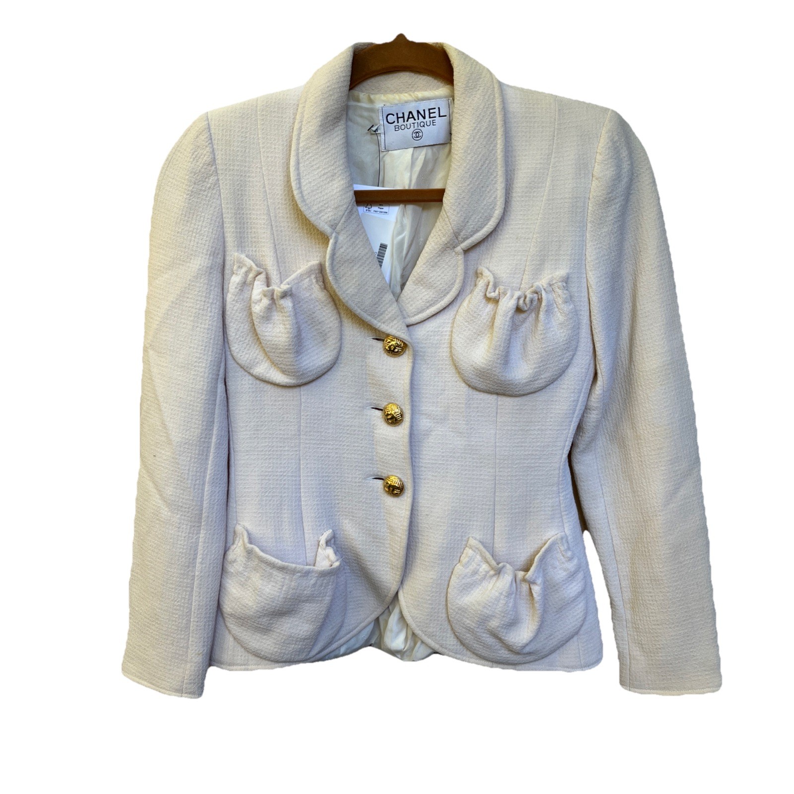 Chanel Vintage Spring 1989 White Wool Crepe Jacket 36 Chain Gold CC Buttons 36