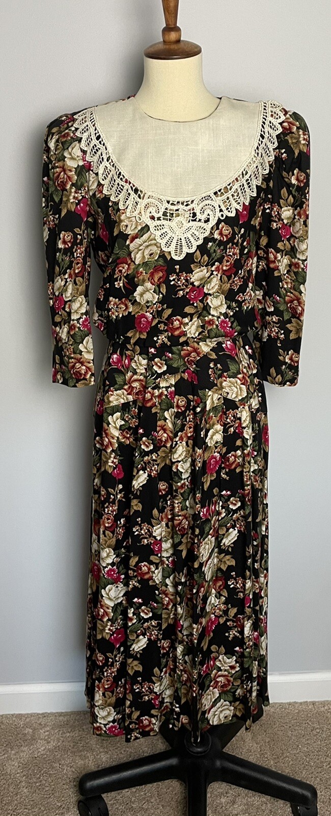 Vintage Lisa Petite Cottage Core Women Black Floral Midi Dress Retro Lace Small