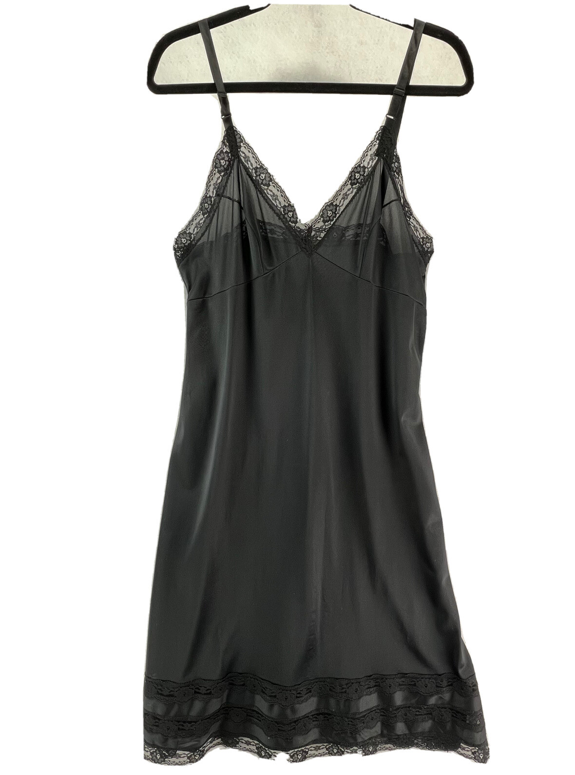 Vtg Movie Star Full Slip Black Nightgown 100% Nylon Lace Around Neck & Hem Sz 40