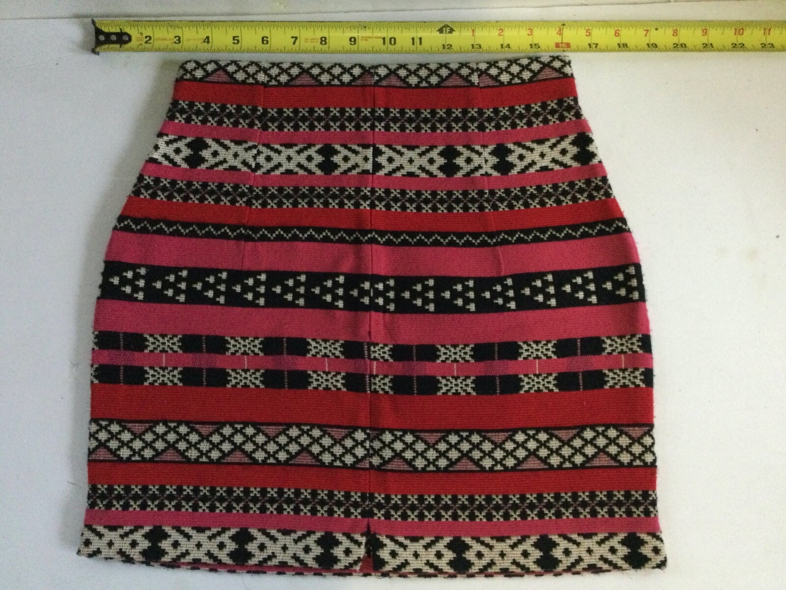 Vintage Zara Woman Miniskirt Made in Morocco USA XS Wild Pink Red