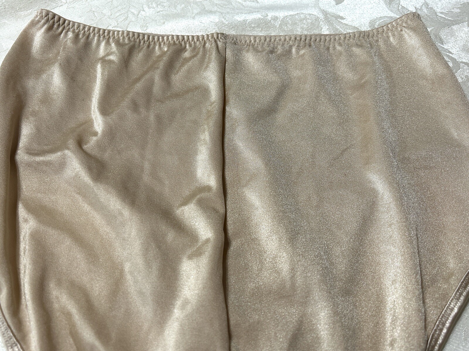 NWOT Vtg VANITY FAIR 40-841 Second Skin Satin 3XL Nude Brief Panties #48