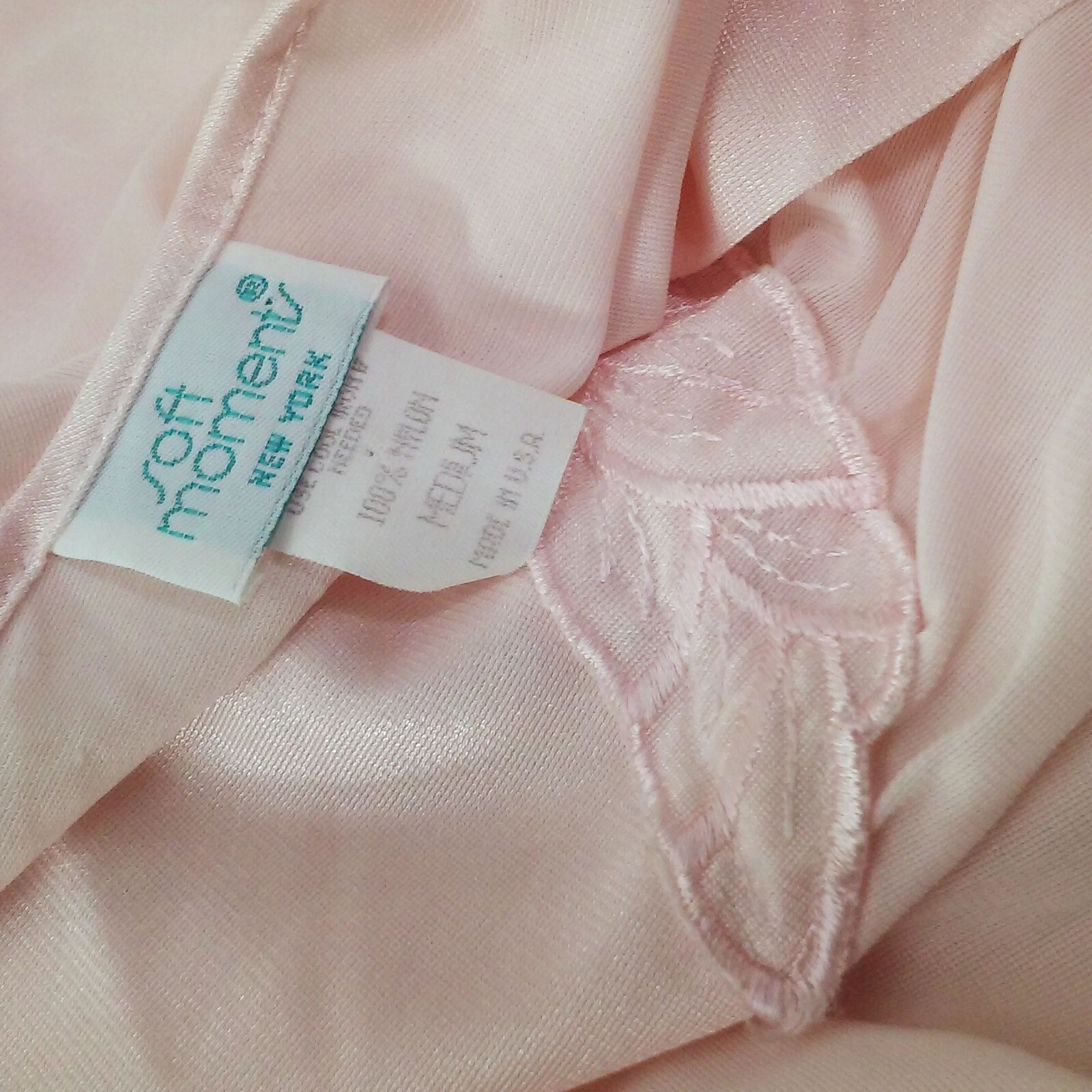 Vintage 80s Soft Moments Sleep Nightie -M Leaf Applique Bell Sleeves Vneck Pink