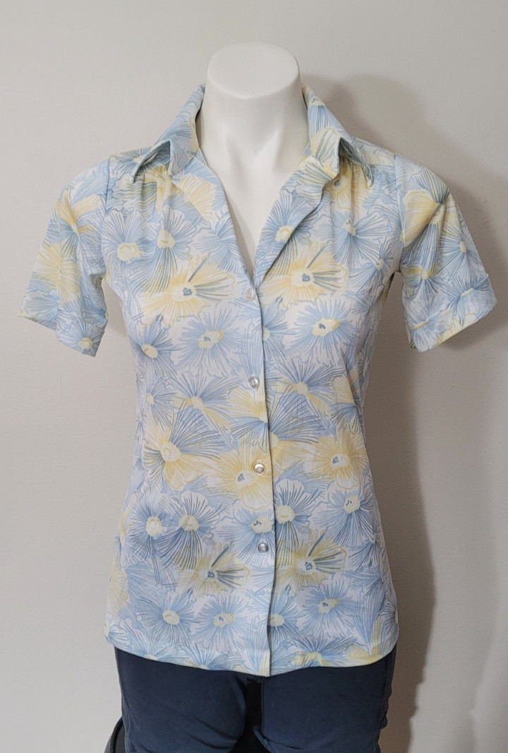 Vintage Womens Button Down Short Sleeve Shirt Top 60s 70s Alfred Dunner 8 Small