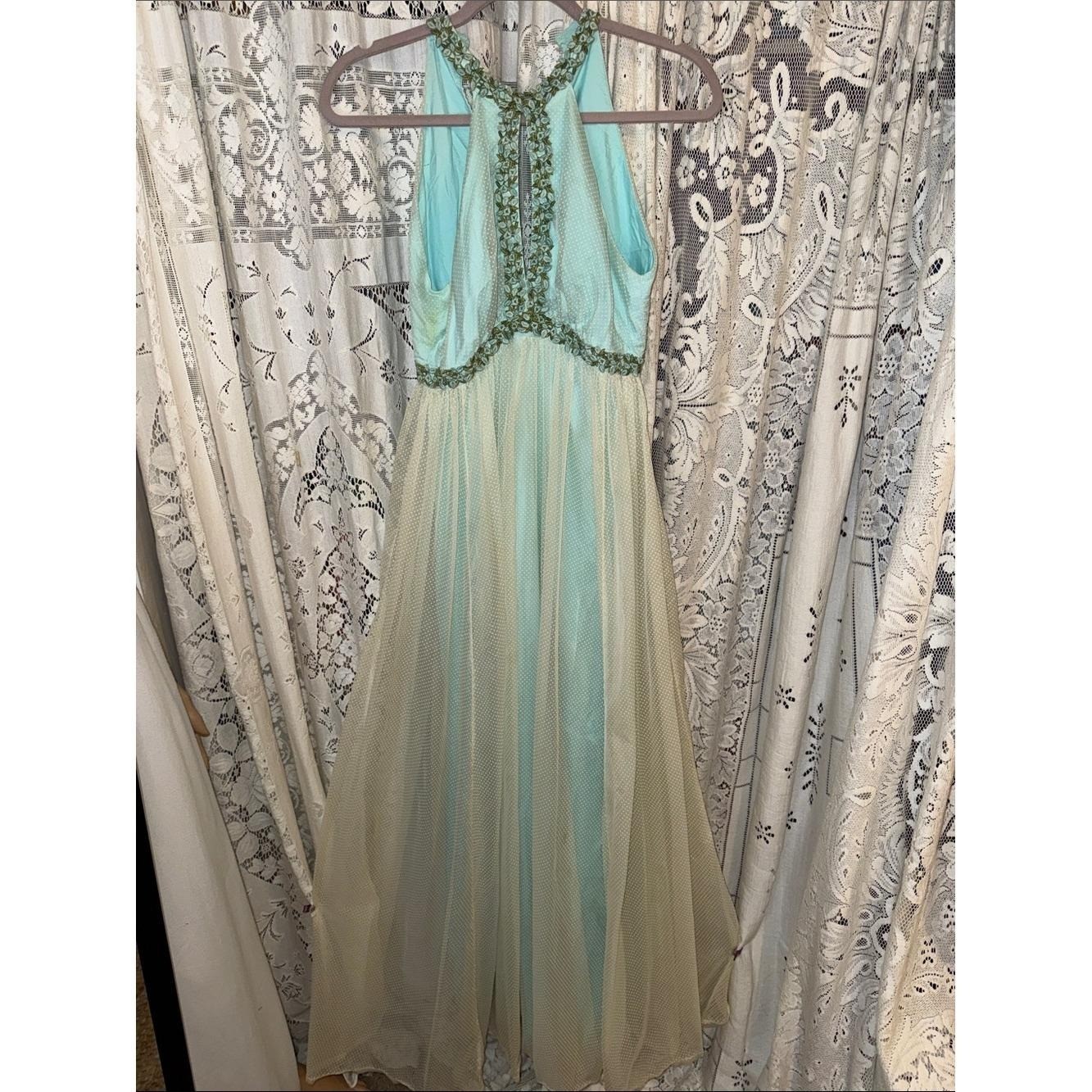 Vintage Mike Benet formals gown 70’s, size XS