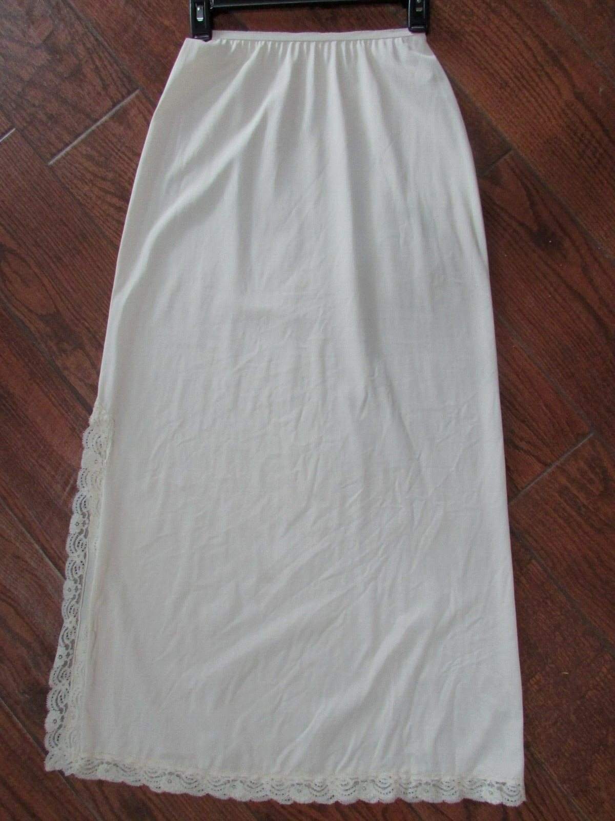 VTG Shadow Line 39″ Long Maxi Beige Half Slip Nylon 18″ Side Slit Size S USA