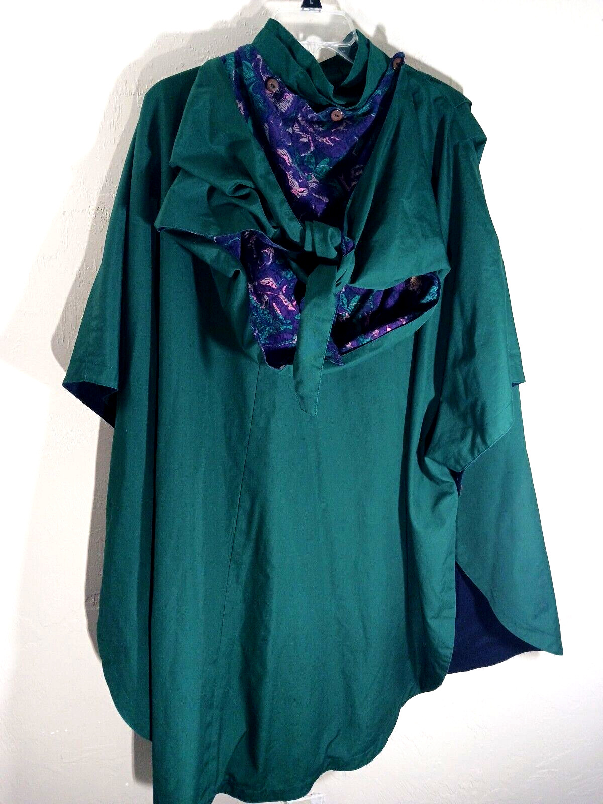 J. GALLERY WOMEN’S GREEN PLAID CAPE JACKET COAT SIZE MEDIUM