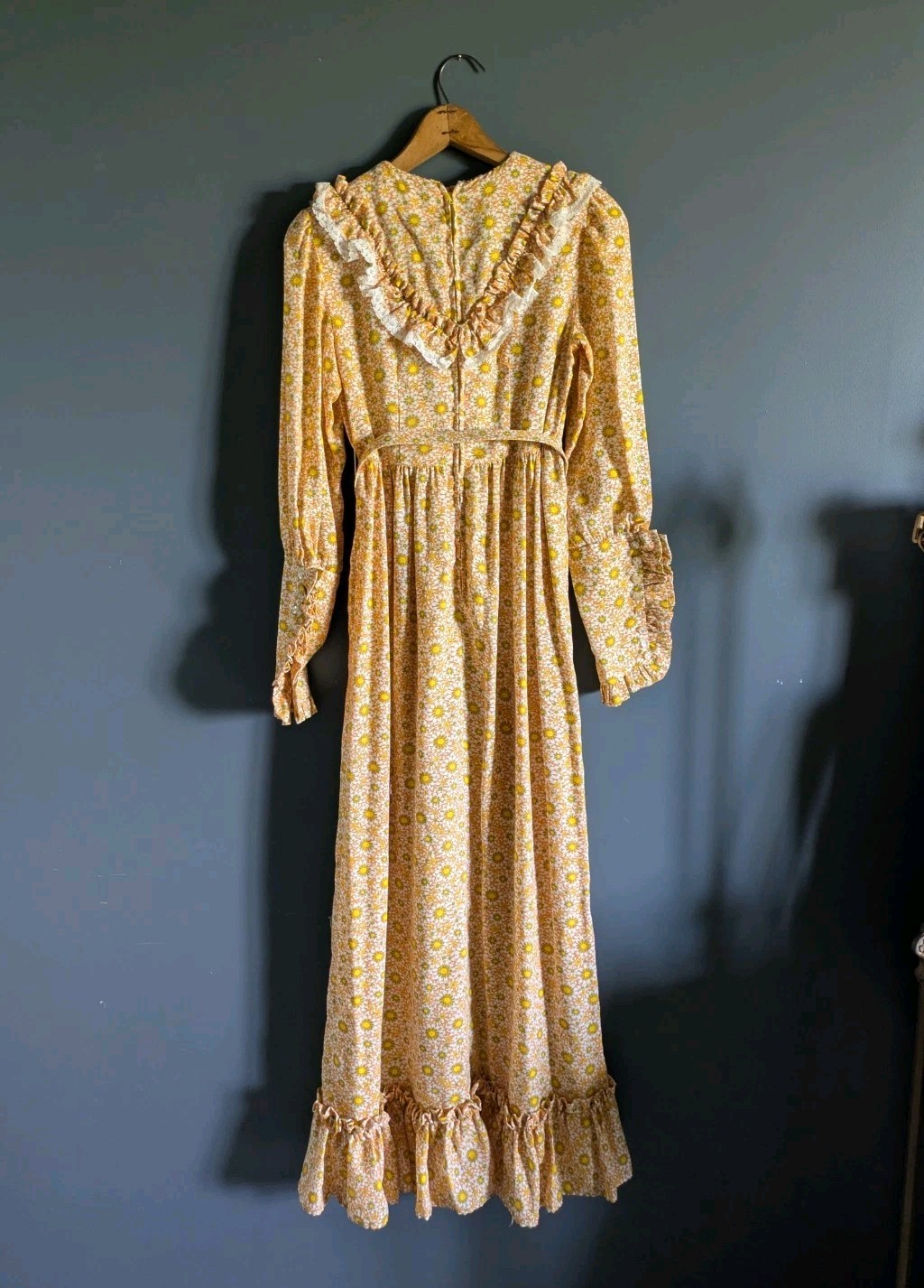 Vtg 1970 Psychedelic Floral Prairie Hostess Dress Yellow Orange Daisy Print Maxi