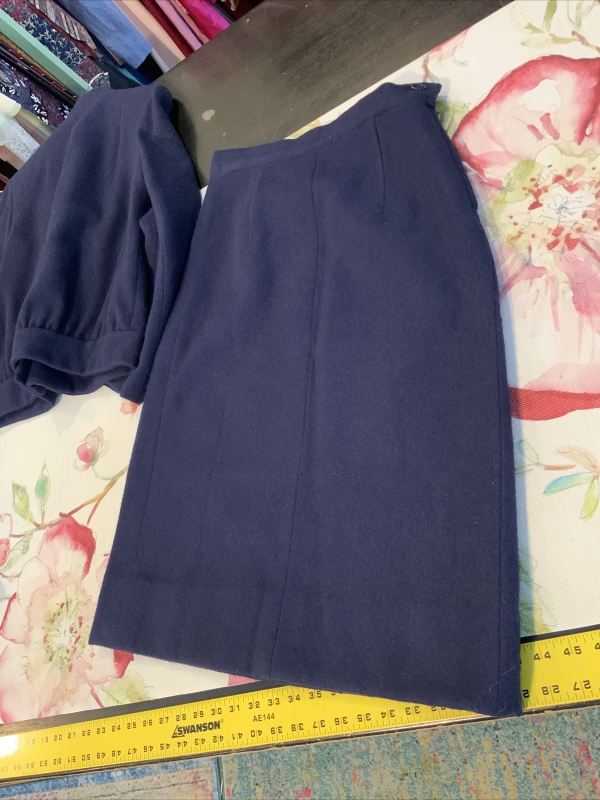 VTG 60s Women’s Navy Blue Wool 2Pc Skirt Jacket Suit Sz 6 GUC Pinup Girl
