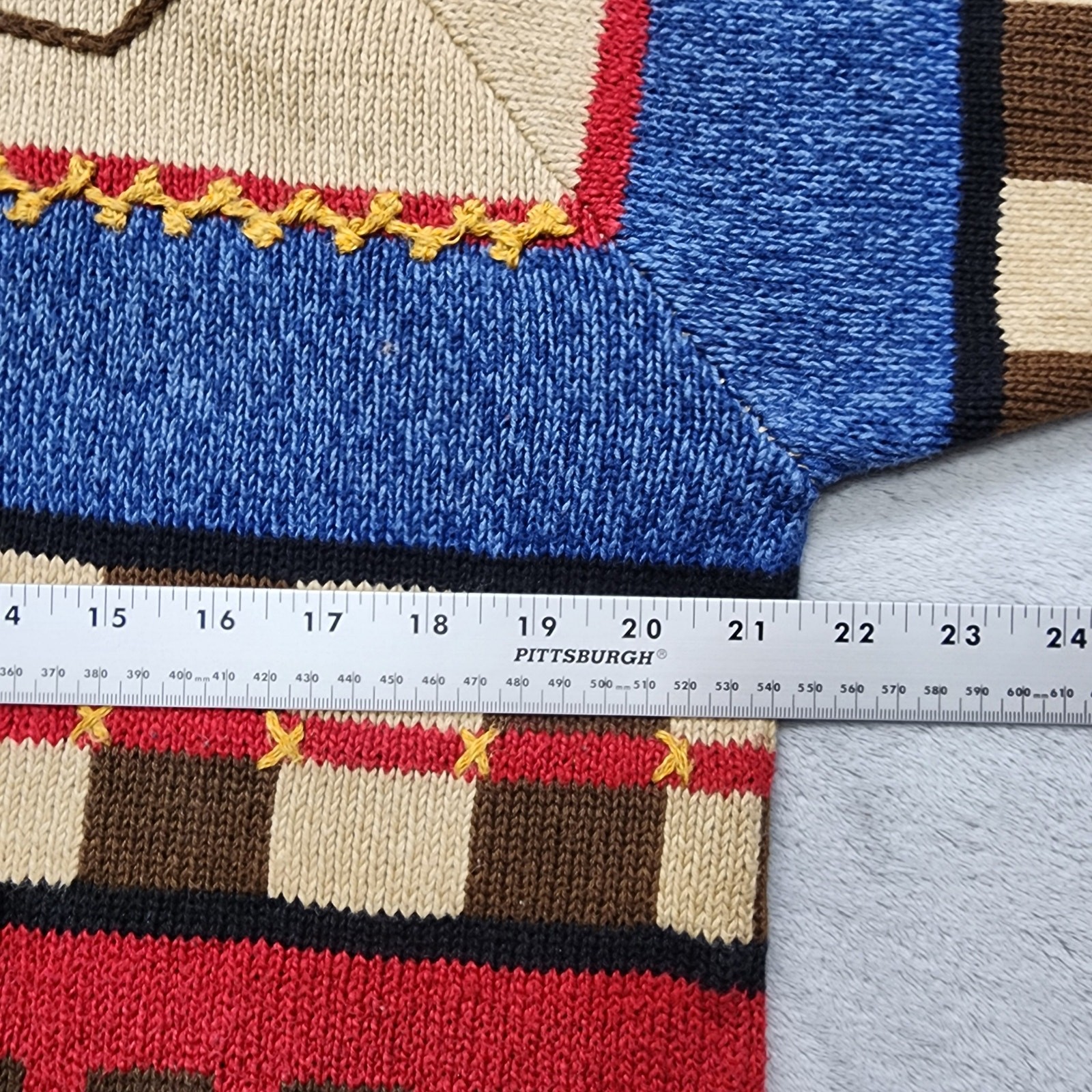Vintage Lizsport Sweater Women S Geometric Southwest Mock Neck Tunic Wood Beaded