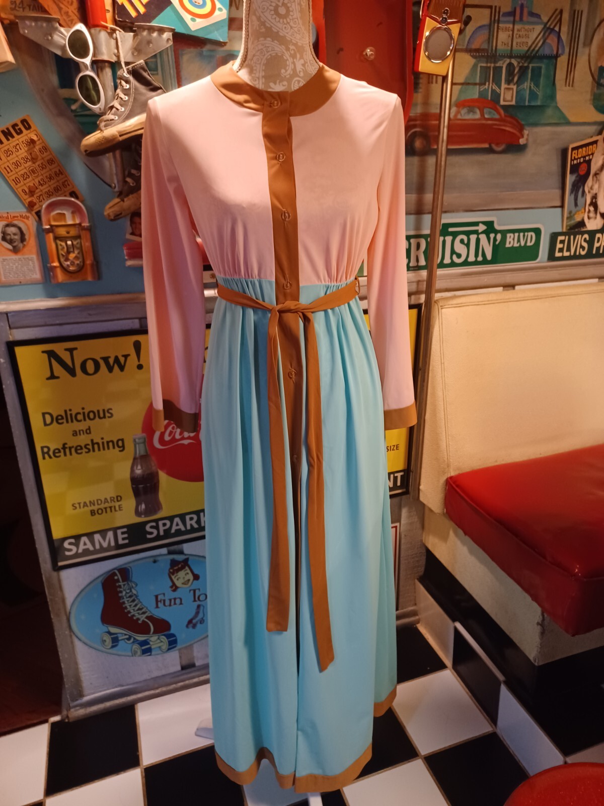 True Vintage Mid-century 1960s Dutchess Color Block Nylon Robe Mod MCM Groovy M