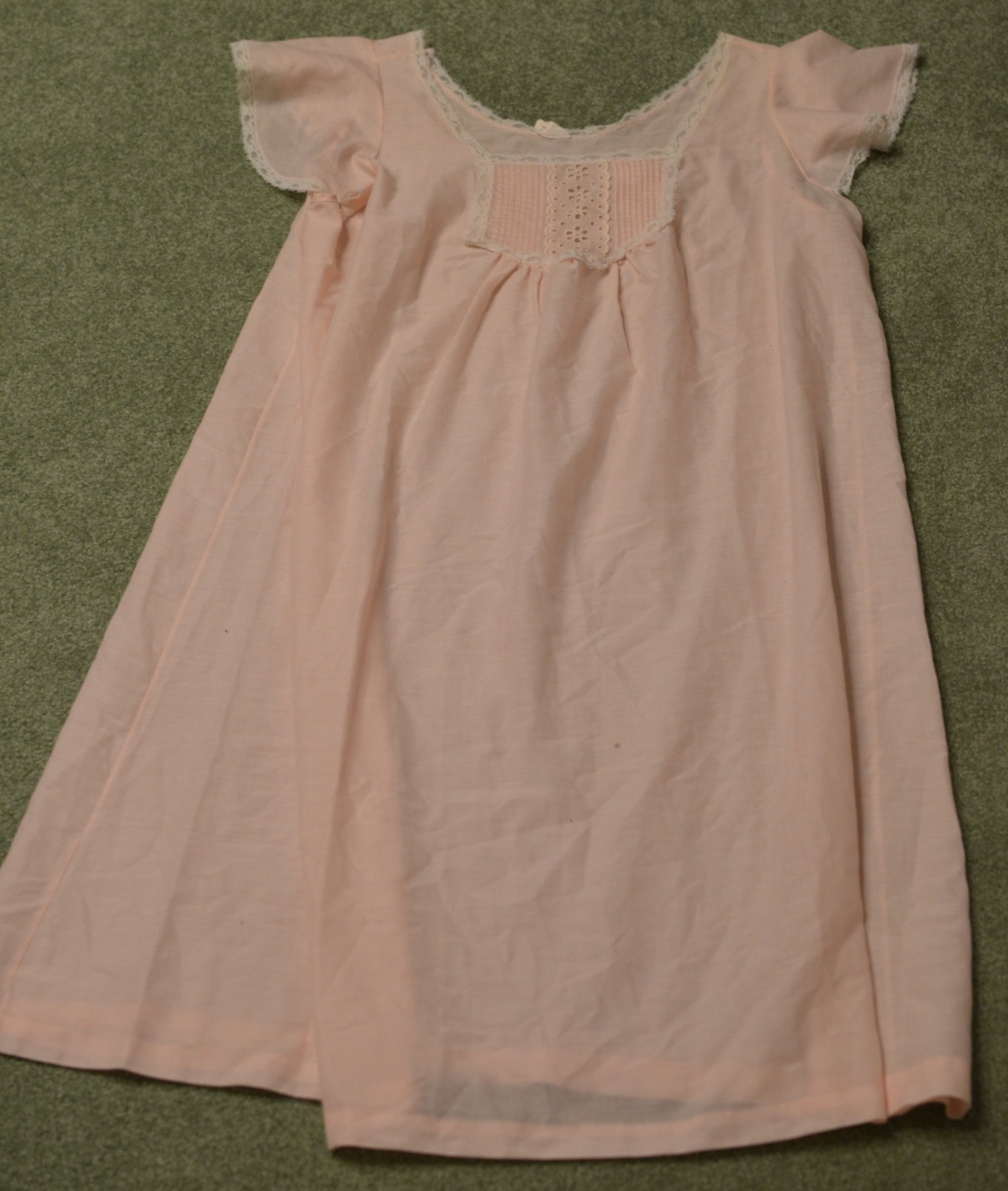 vintage~pink~nightgown~poly blend~cotton~nylon~lace~eyelet~large~summer