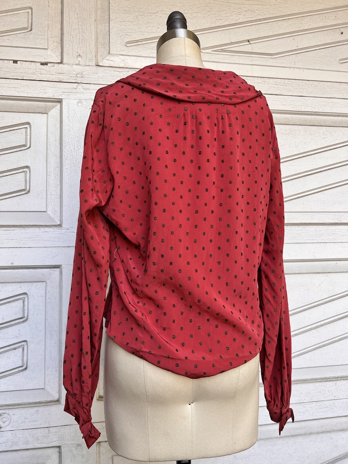 Vintage 1930s 40s Raspberry Silk Blouse Shirt Gold Metallic Dot Embroidery Bows