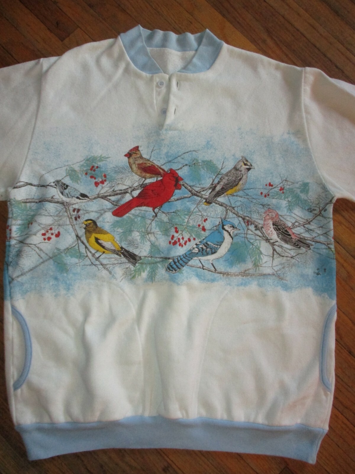 vtg 1980s BIRDS SWEATSHIRT Cardinal Bluejay White Blue Sault Ste Marie Michigan