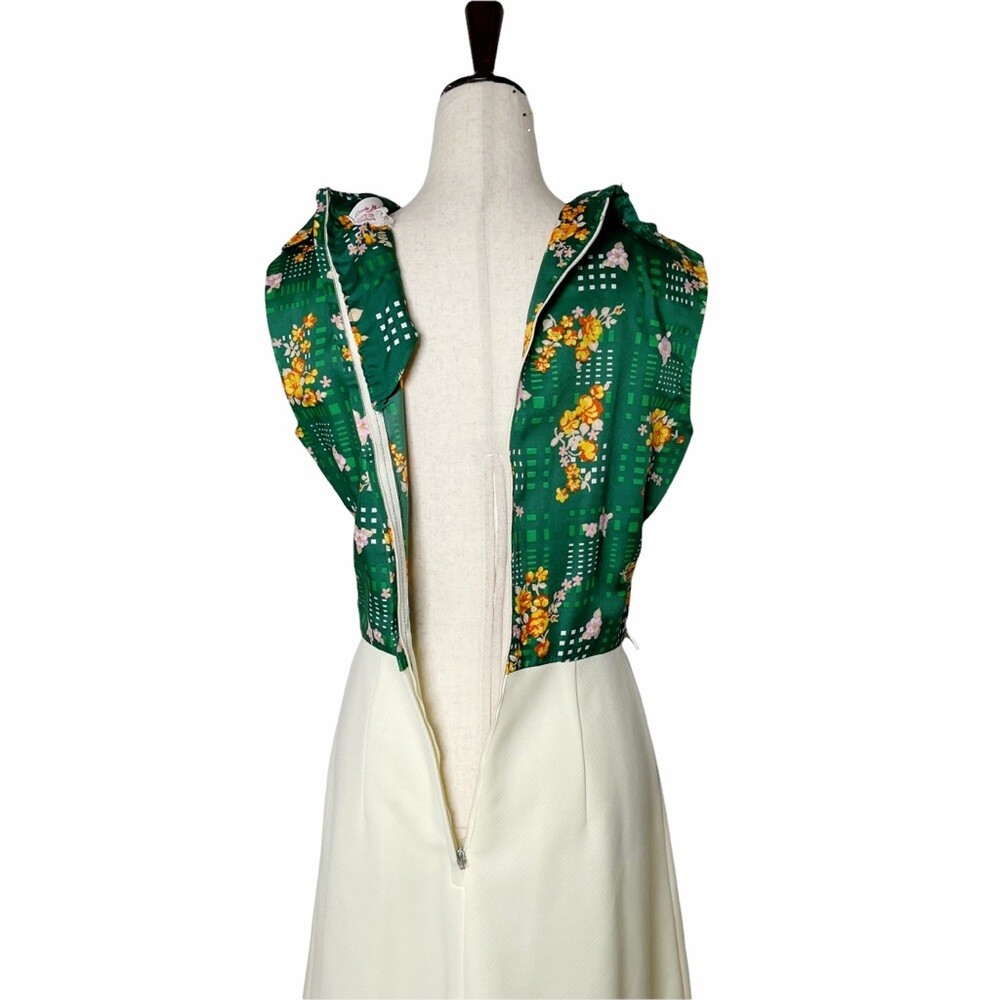 Vintage 70s Retro Floral Contrast Fit & Flare Dress