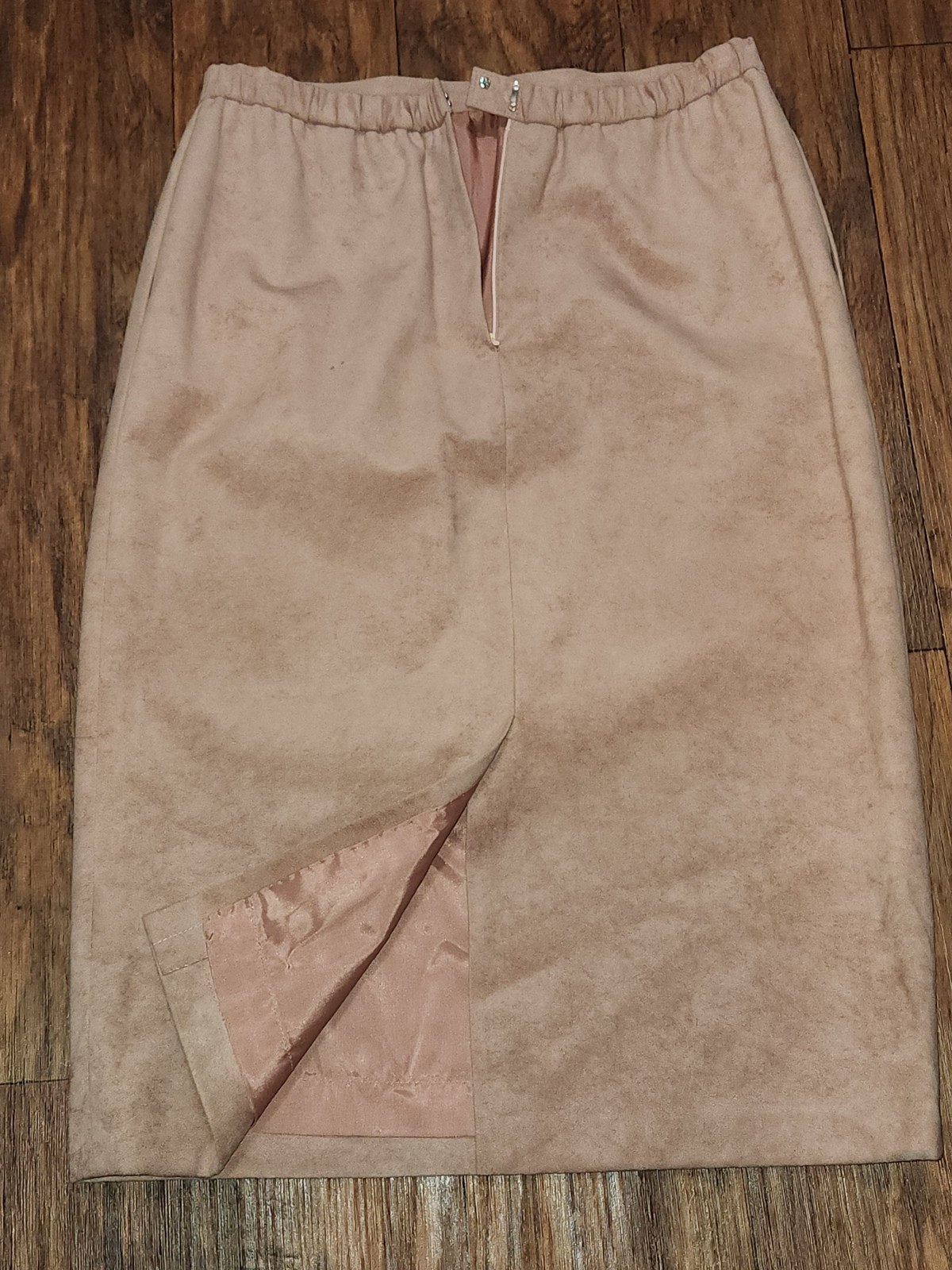 Vintage Princeton Tailors. Womans Skirt Suit Suede.1970s. Executive Barbie Look!
