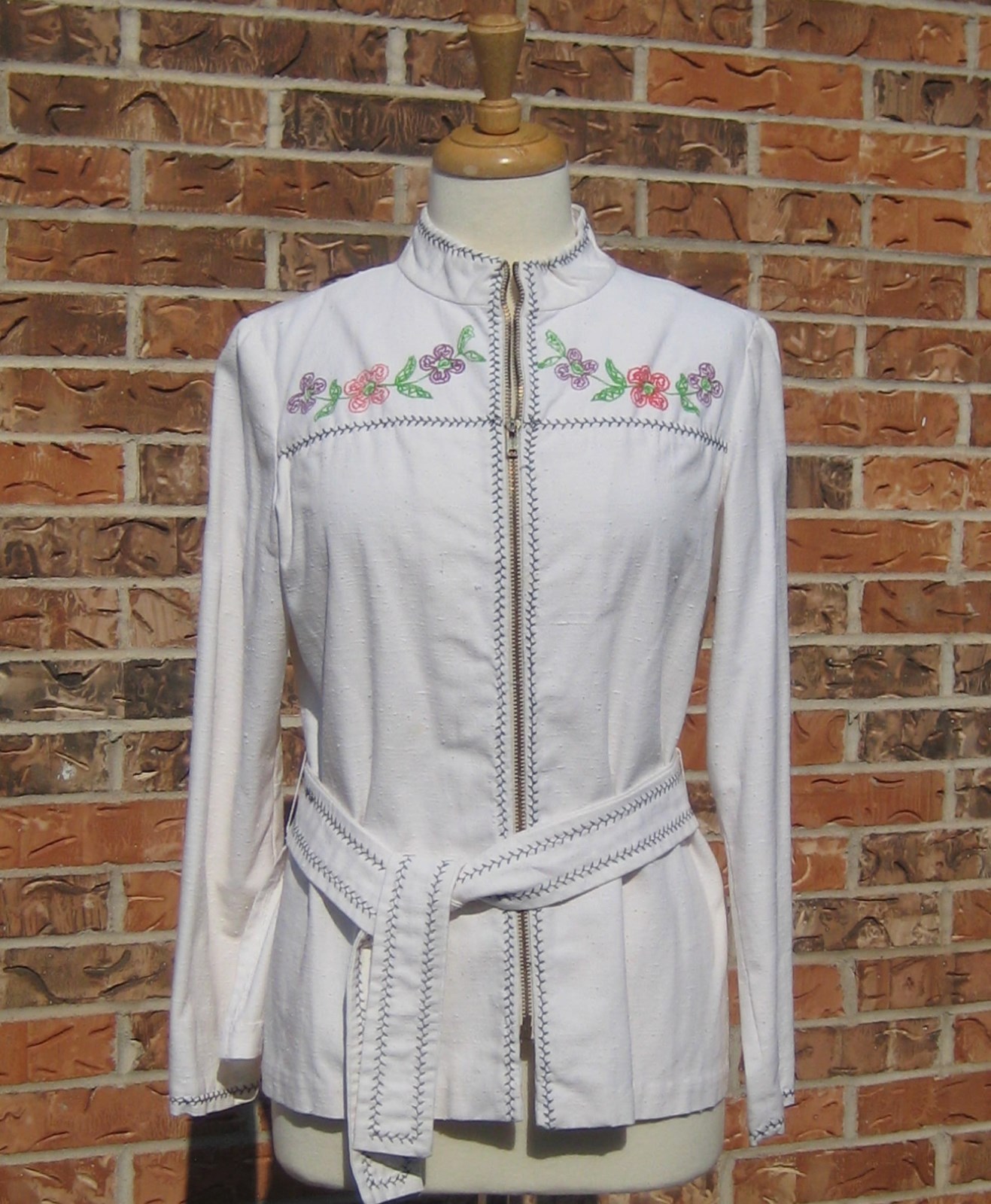 Vintage 70s 1970s Embroidered Jacket Coat Light Weight by Saba of California 12