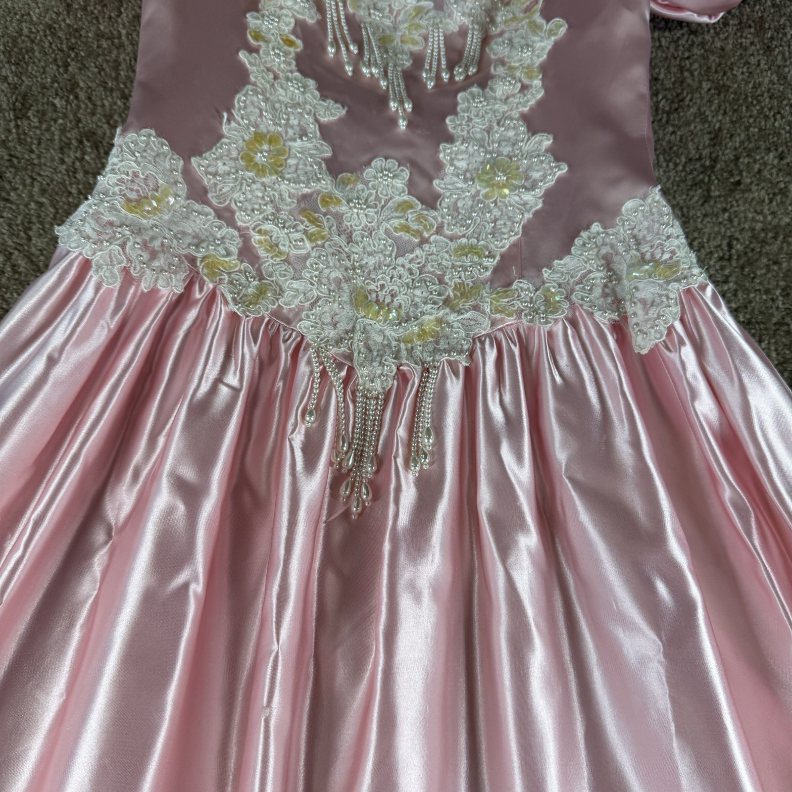 Vintage Pink Satin Gown With Beaded And Lace Details Ruffled Puff Sleeves Small