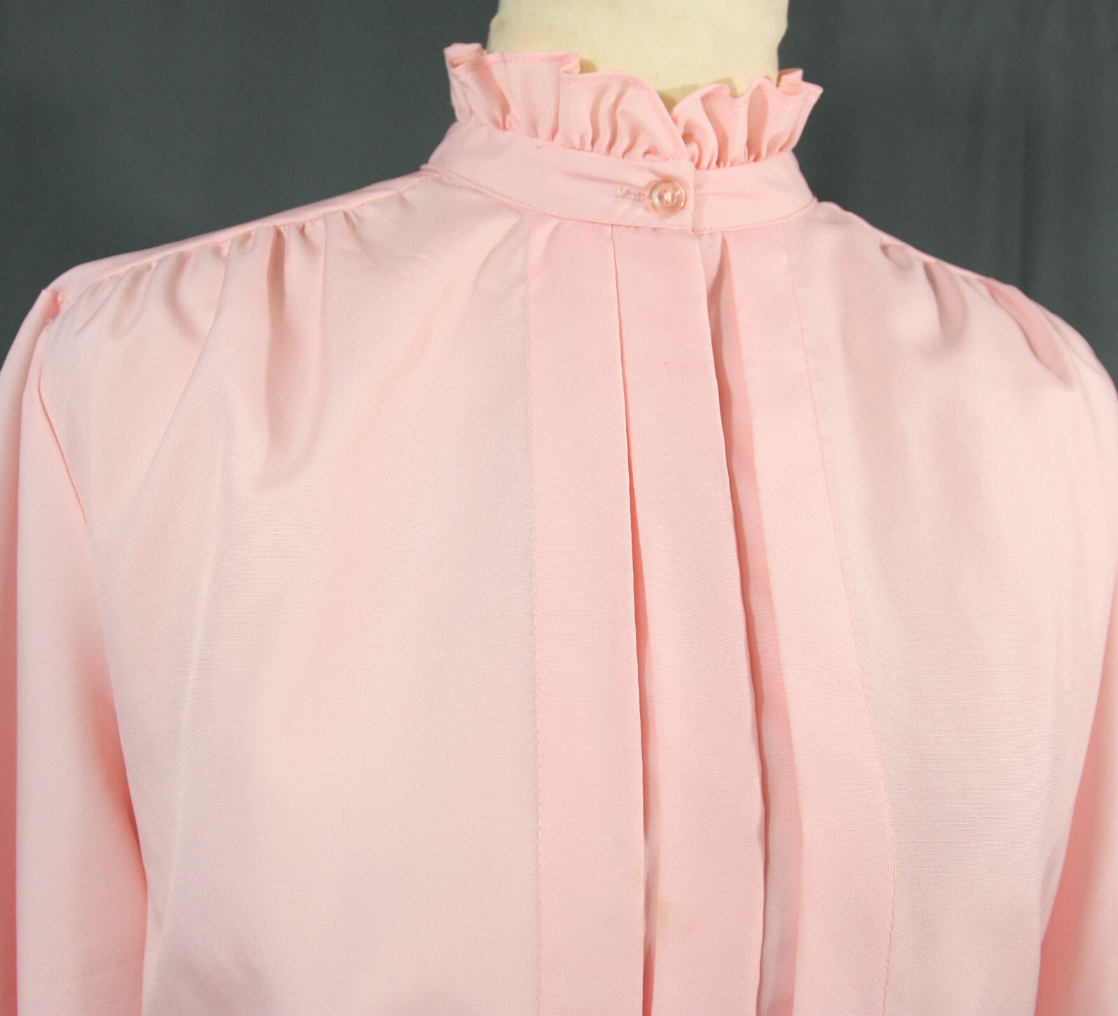 Vintage Lucky Winner High Neck Pleated Front Blouse w Ruffles Pink M 12 1970s