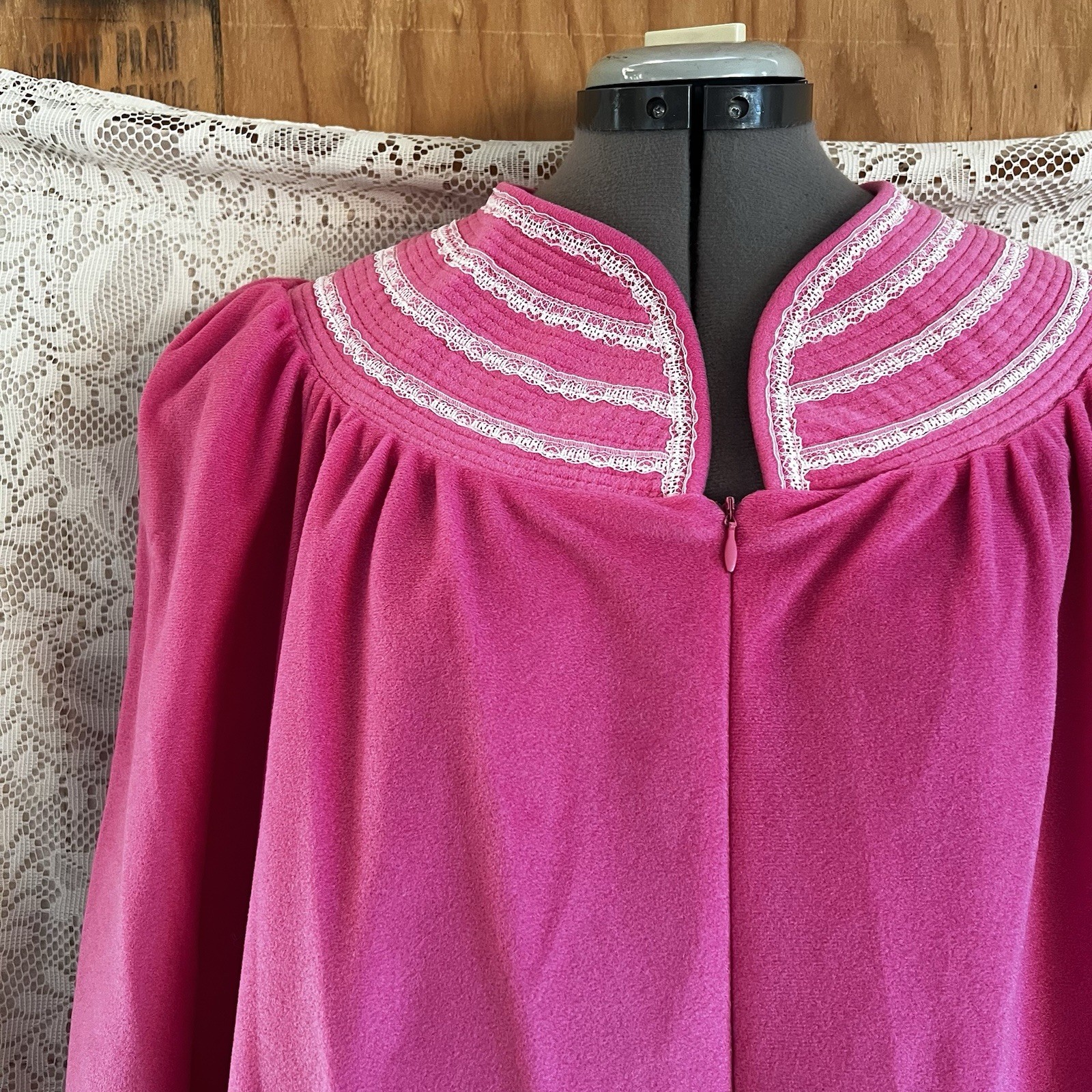 VTG Bright Pink Long-Sleeve Nightgown House Coat Robe with Striped Collar Design