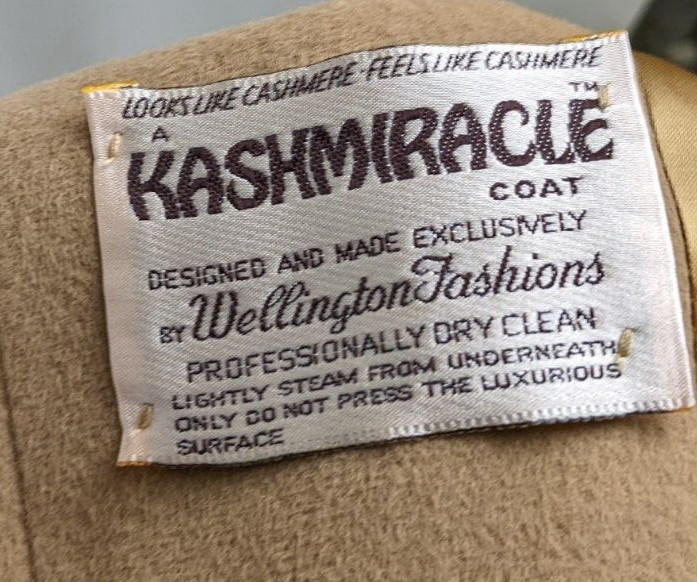 Vintage Women’s Cape Coat Poncho Tan Brown Classic KASHMIRACLE