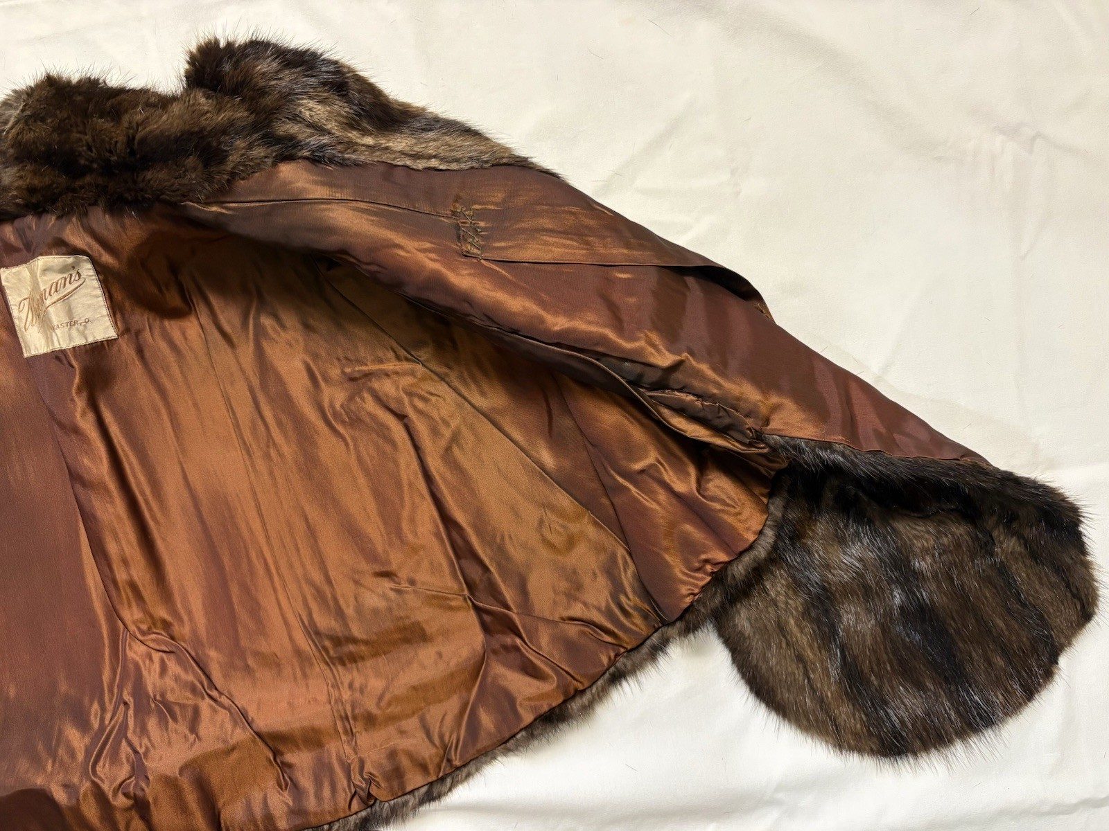 Vintage Mahogany/Black Striped Mink Caplet- Incredibly Beautiful Shiny Fur