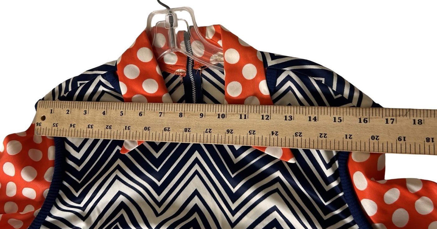 70s Questo of Wilroy Funky Dagger Collar Blouse Sz S/M Orange Polka Dots Chevron