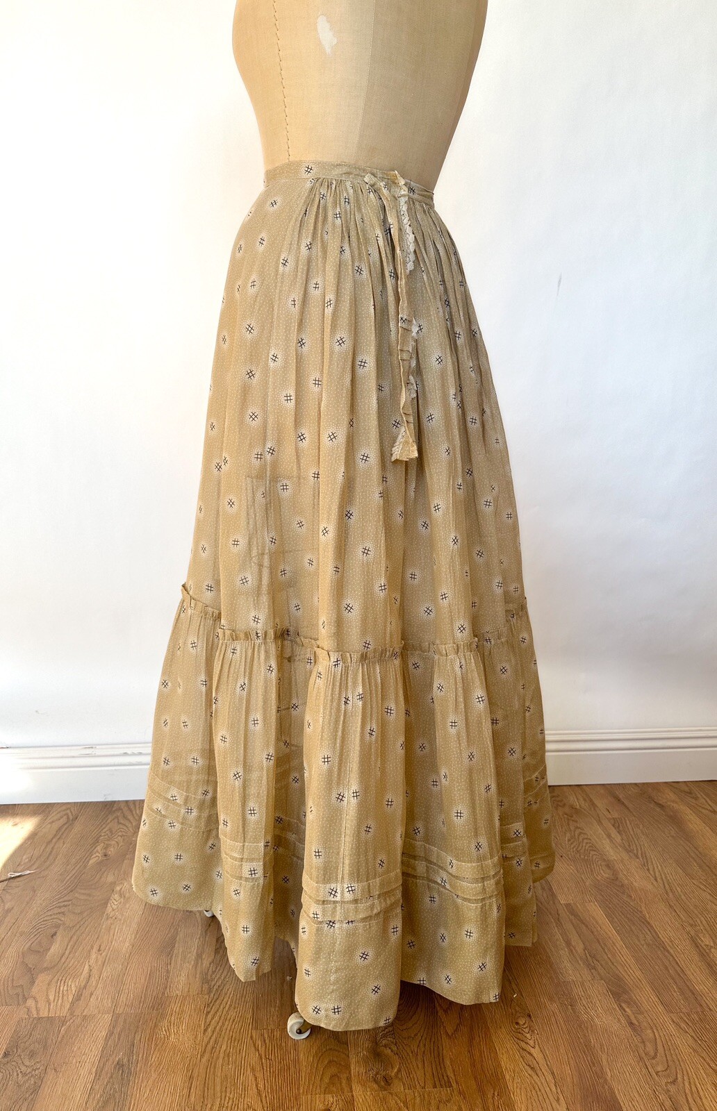 Antique 1900s Sheer Cotton Voile Lawn Hashtag Print Skirt Underskirt M