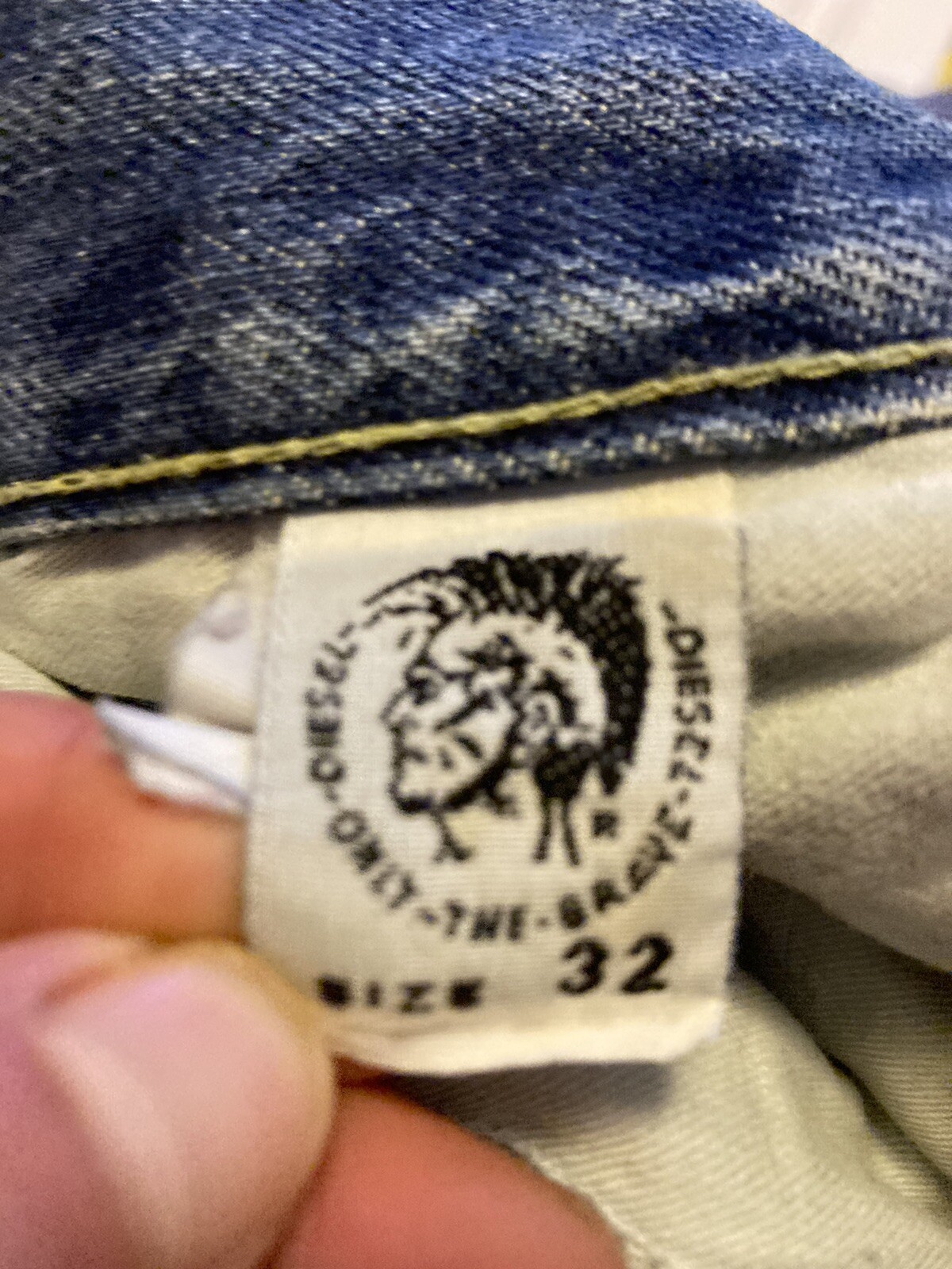VTG Momwear Y2K Diesel brand Vintage Jeans Men’s Size 32 baggie y2k 1990