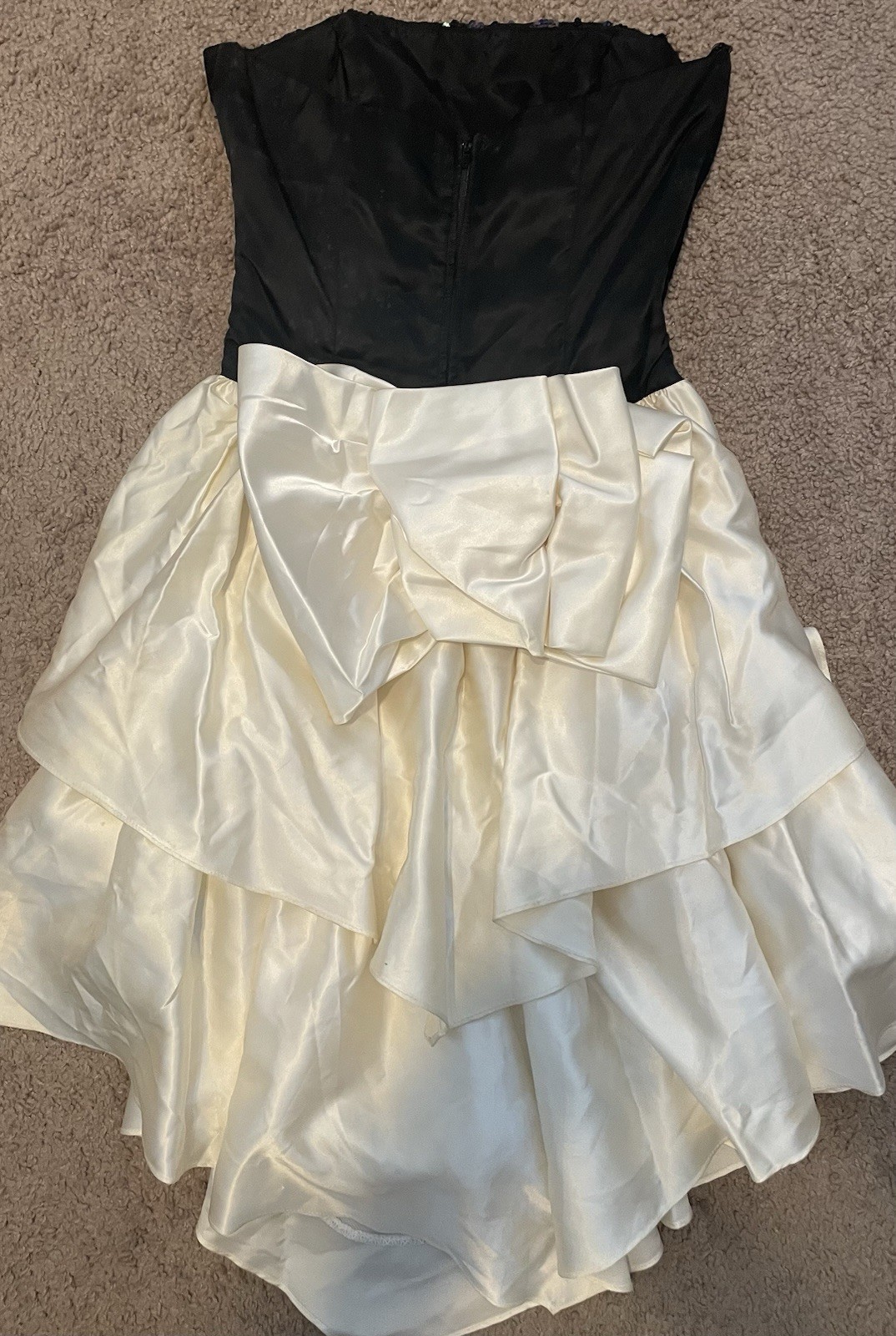 Vintage 1990’s Zum Zum Black and Ivory Prom Dress Size S
