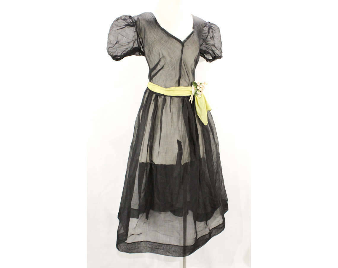 XXS 1940s Garden Party Frock with Rosebuds Corsage – Size 2 Charming 30s 40s Par