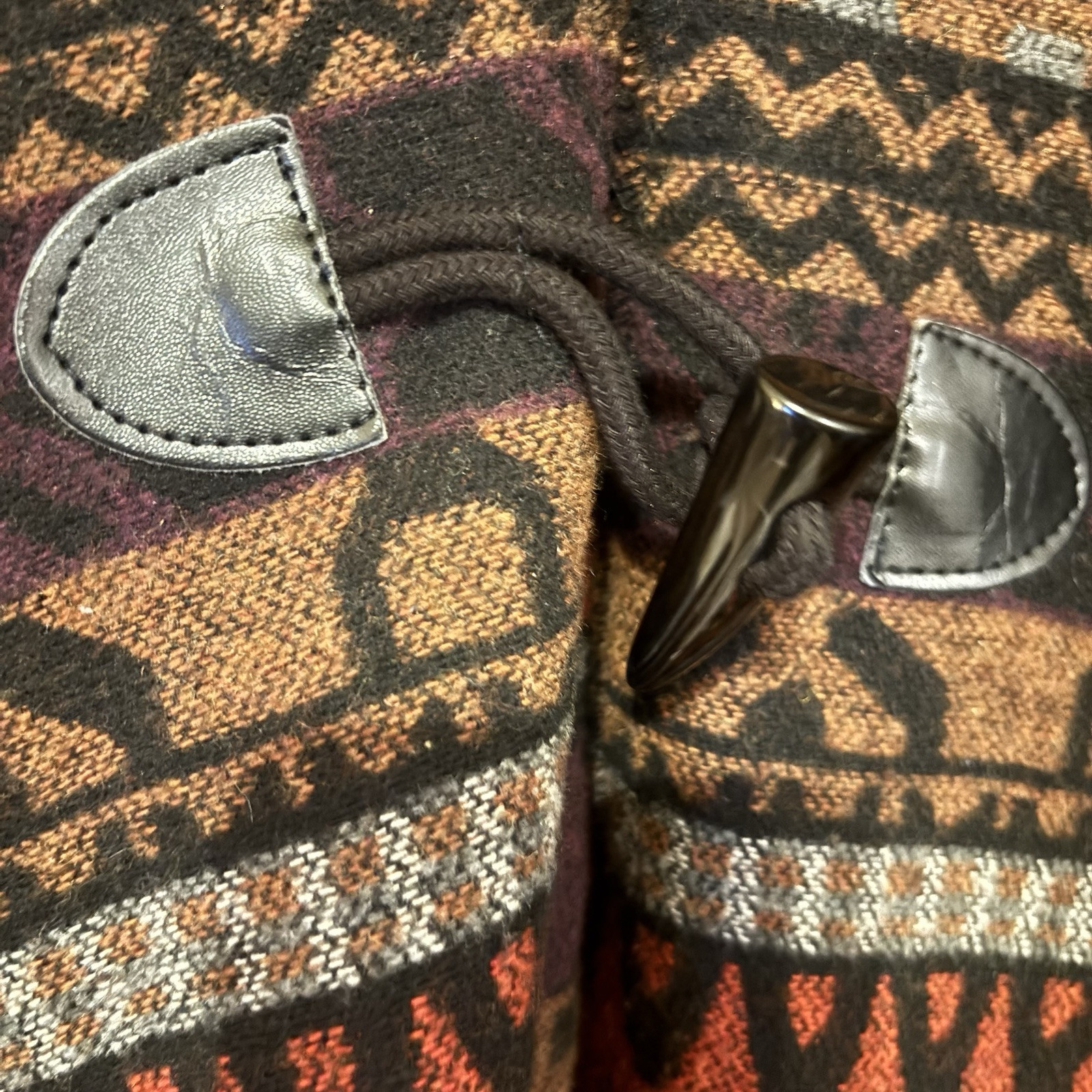 Democracy Poncho Soft and Comfortable WoolBlend Native Design Size L/XL