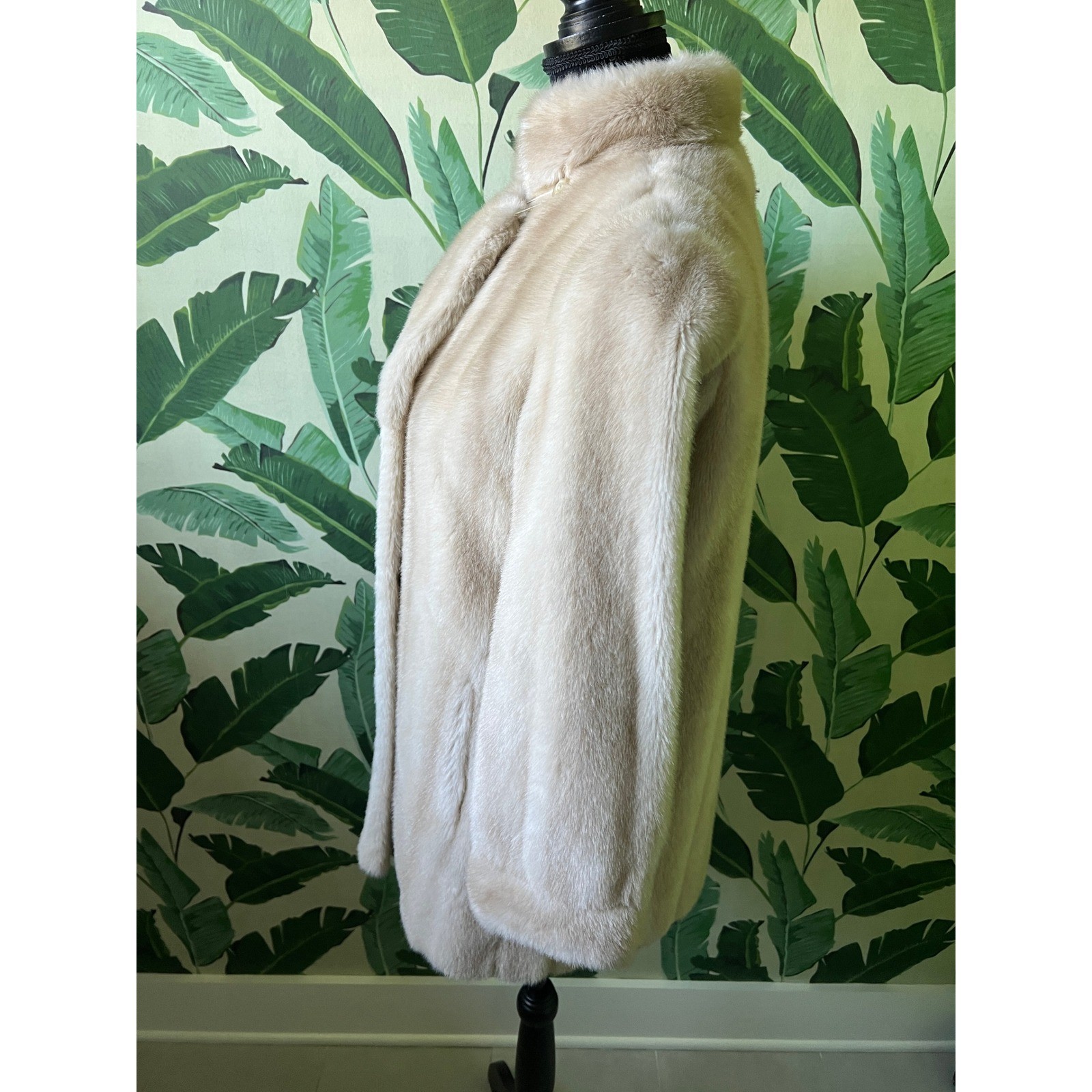 Russel Taylor Mincara Faux Fur Coat Women Small Cream