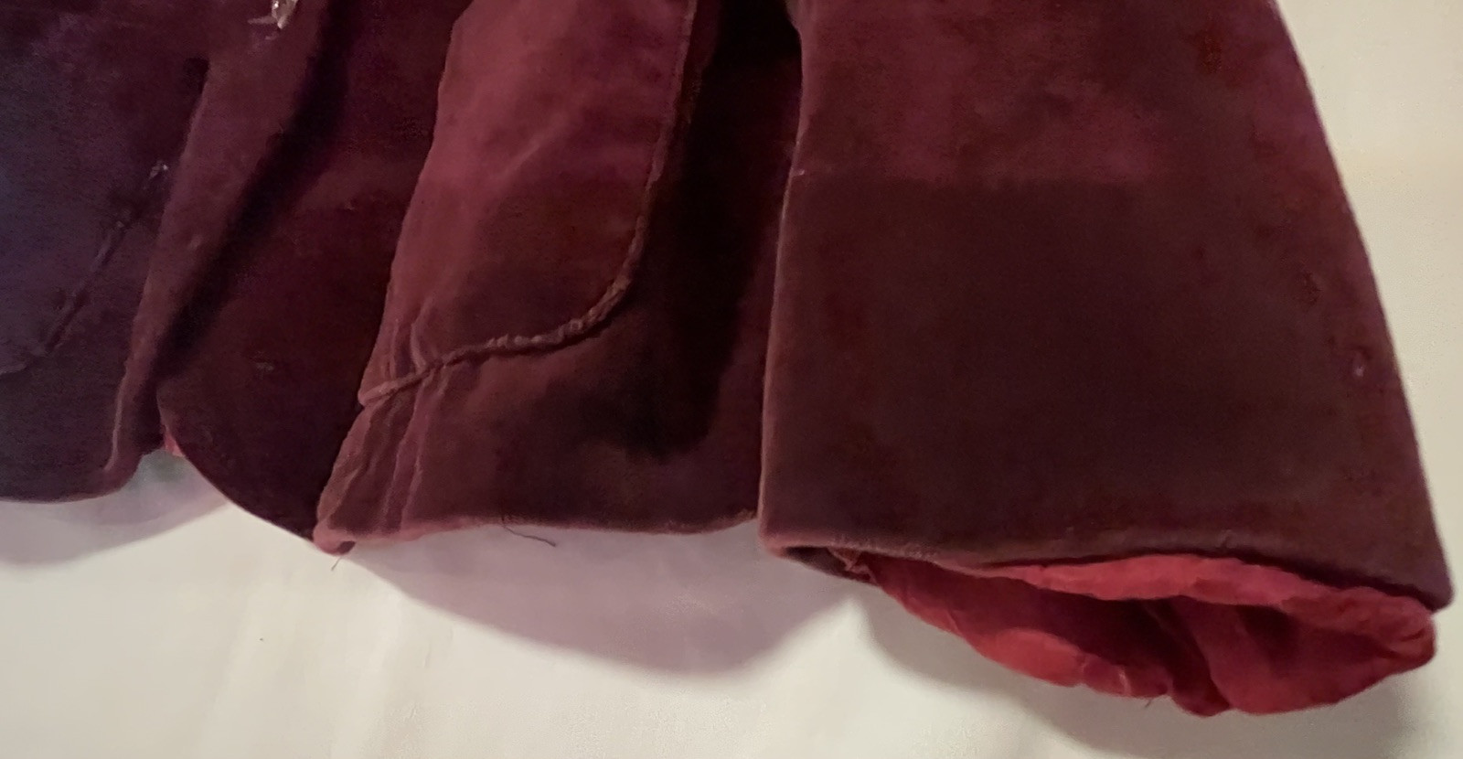 VINTAGE 70’S NORDSTROM GALLERY, DARK PLUM, VELVET 2 BUTTON BLAZER, M, 36″ BUST
