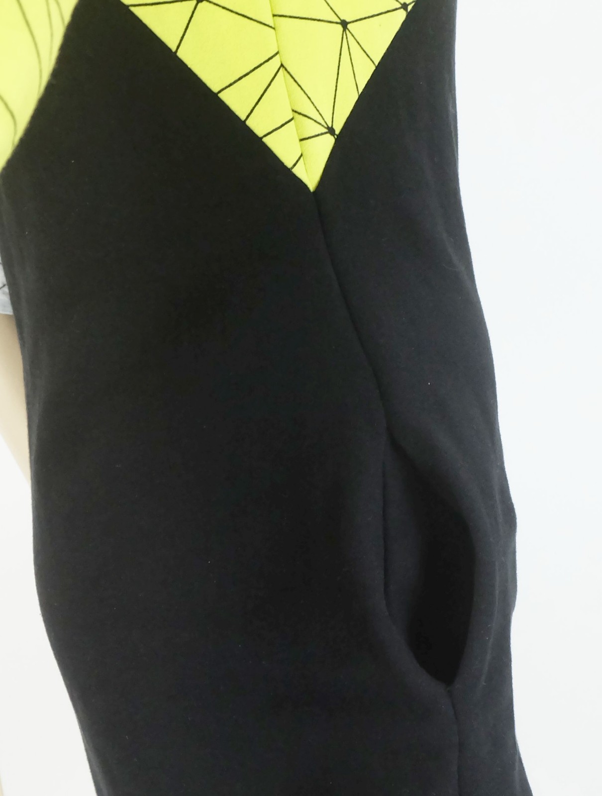 1980s dress mini dress size S new wave neon gray and black label mi eta