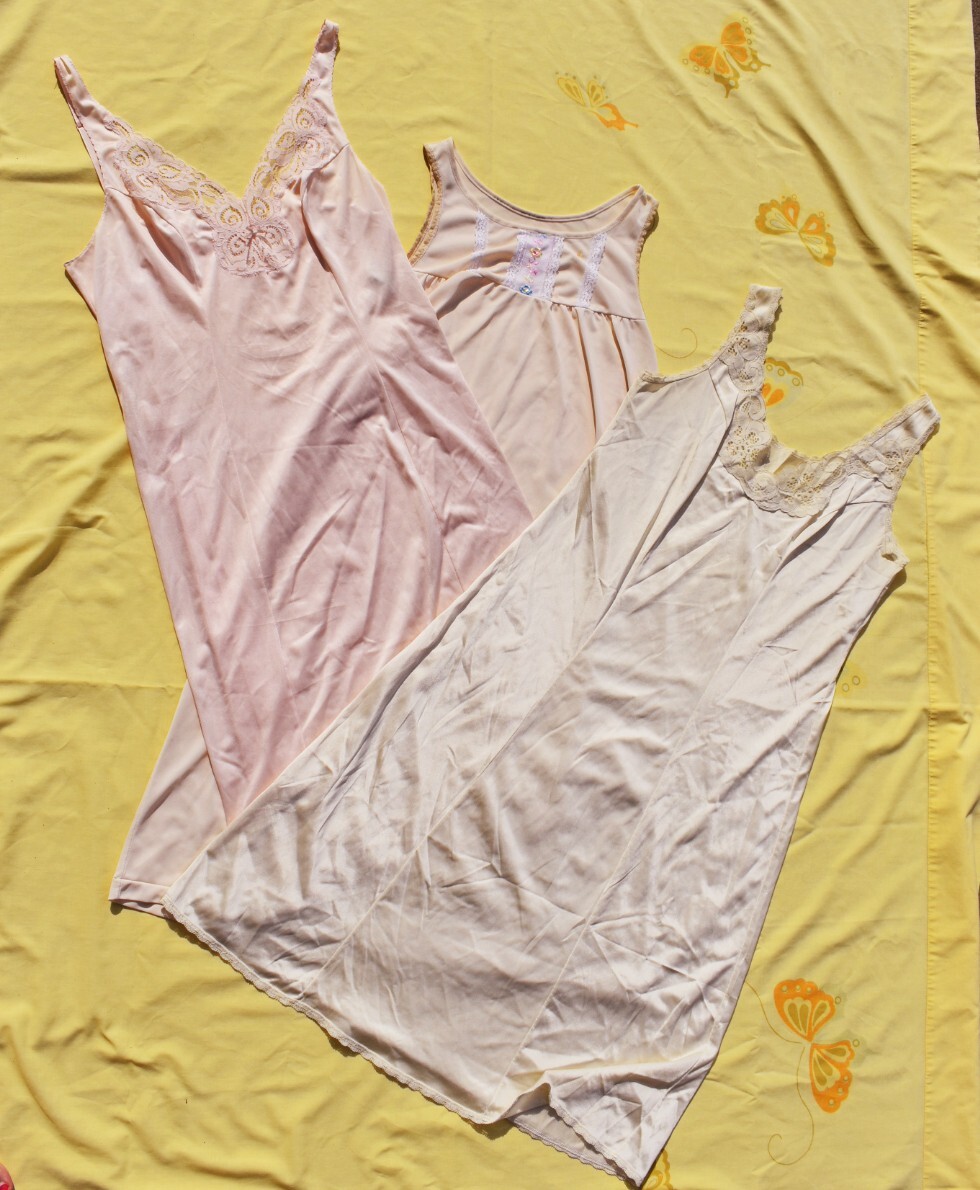 Vtg Lot 3 Dress Slips Bali Velrose LACE Trims Size 32 nightie lingerie