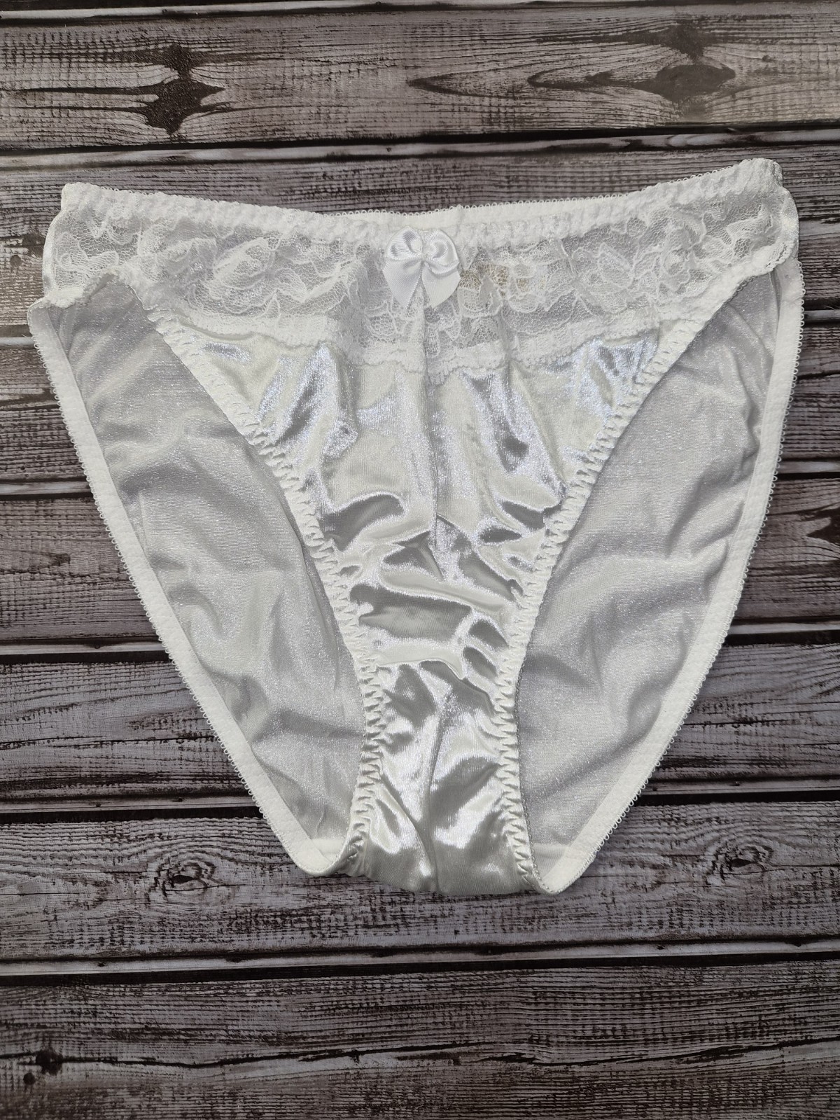 Vtg NWOT DELICATES Second Skin Shiny Hi-Cut Panties Lace Trim WHITE Large