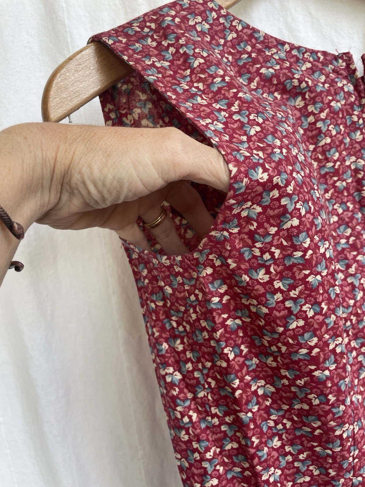 Handmade Vintage Red Floral Dress Cottage Prarie Country Trad Farm Wife S/M