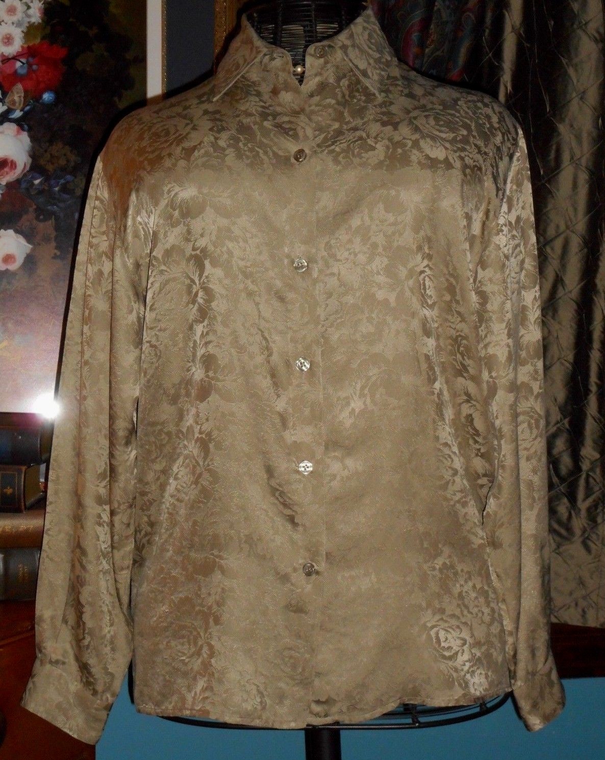 USA 10 Silk Blouse Khaki Sage Green Roses Buttons L/S NOS Point Collar