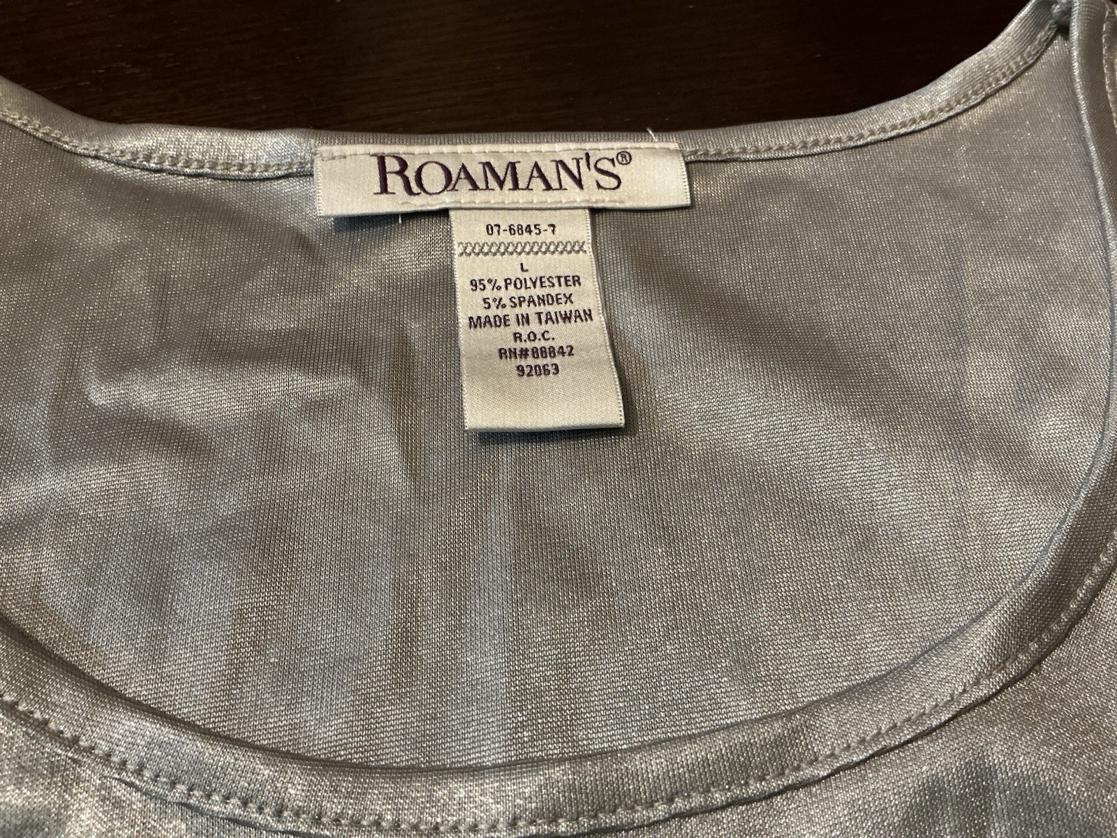 Silver Metallic Satin Shiny Camisole Shirt Top L, Roaman’s, short sleeve, used