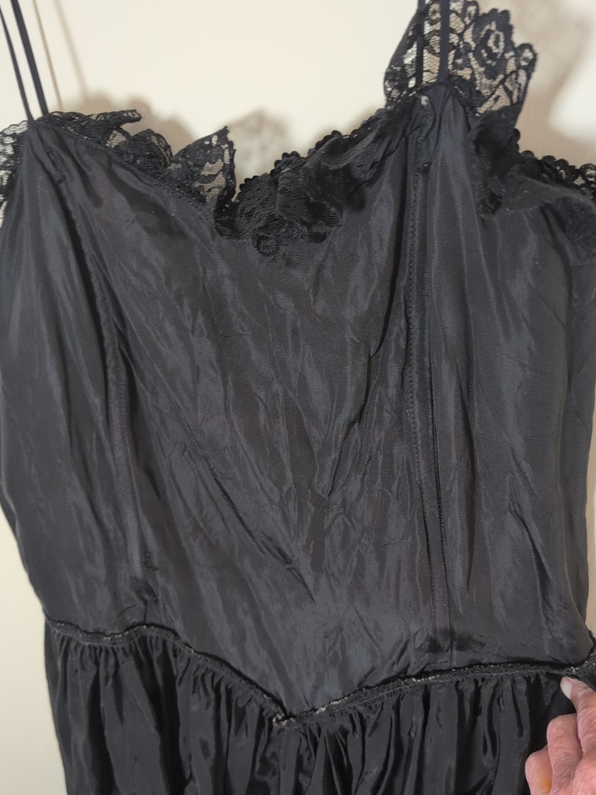 Alicia Dress Women’s 10-12 Black/Champagne Vintage 1980s Prom Whimseygoth Gloves